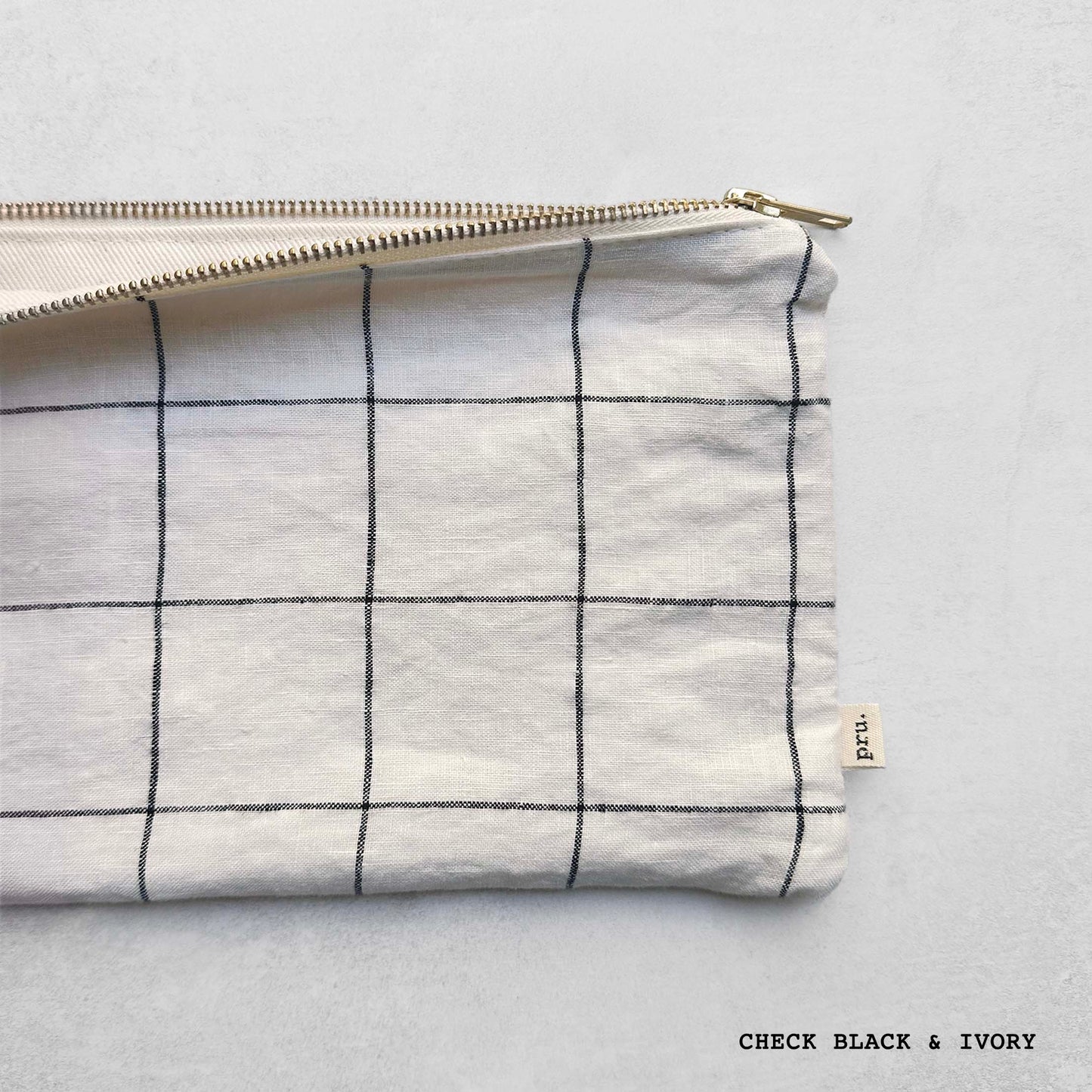 The Linen Pouch Bag - Flat