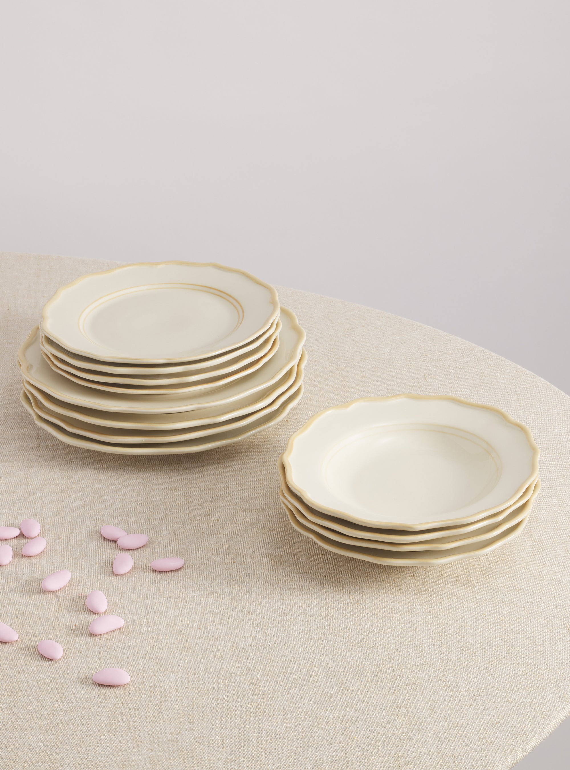 Colette 12 Piece Set with Pasta Bowl