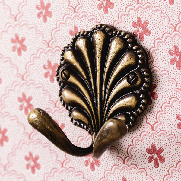 Shell Brass Hook Double (Antique)