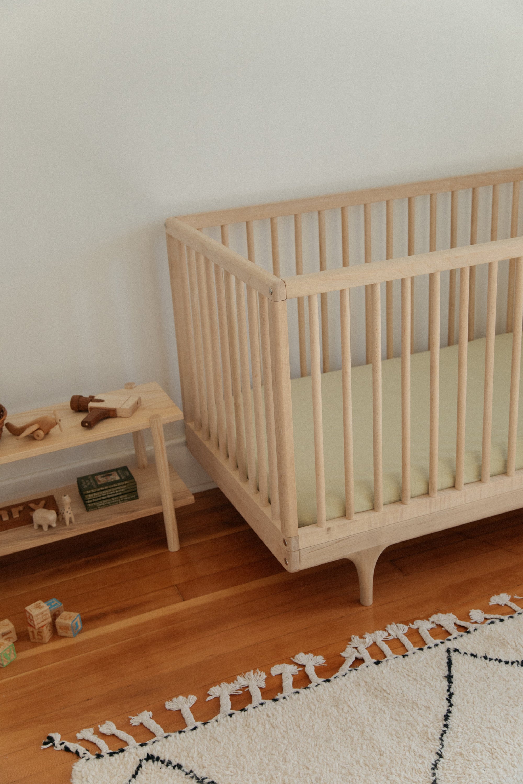 Soft Crib Sheet – Pea