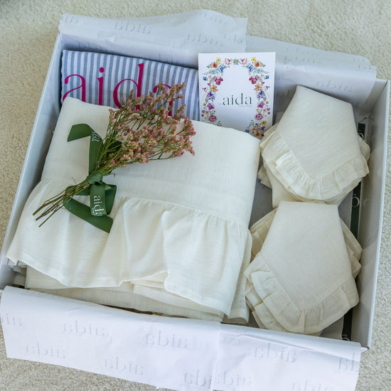 Celeste Table Set