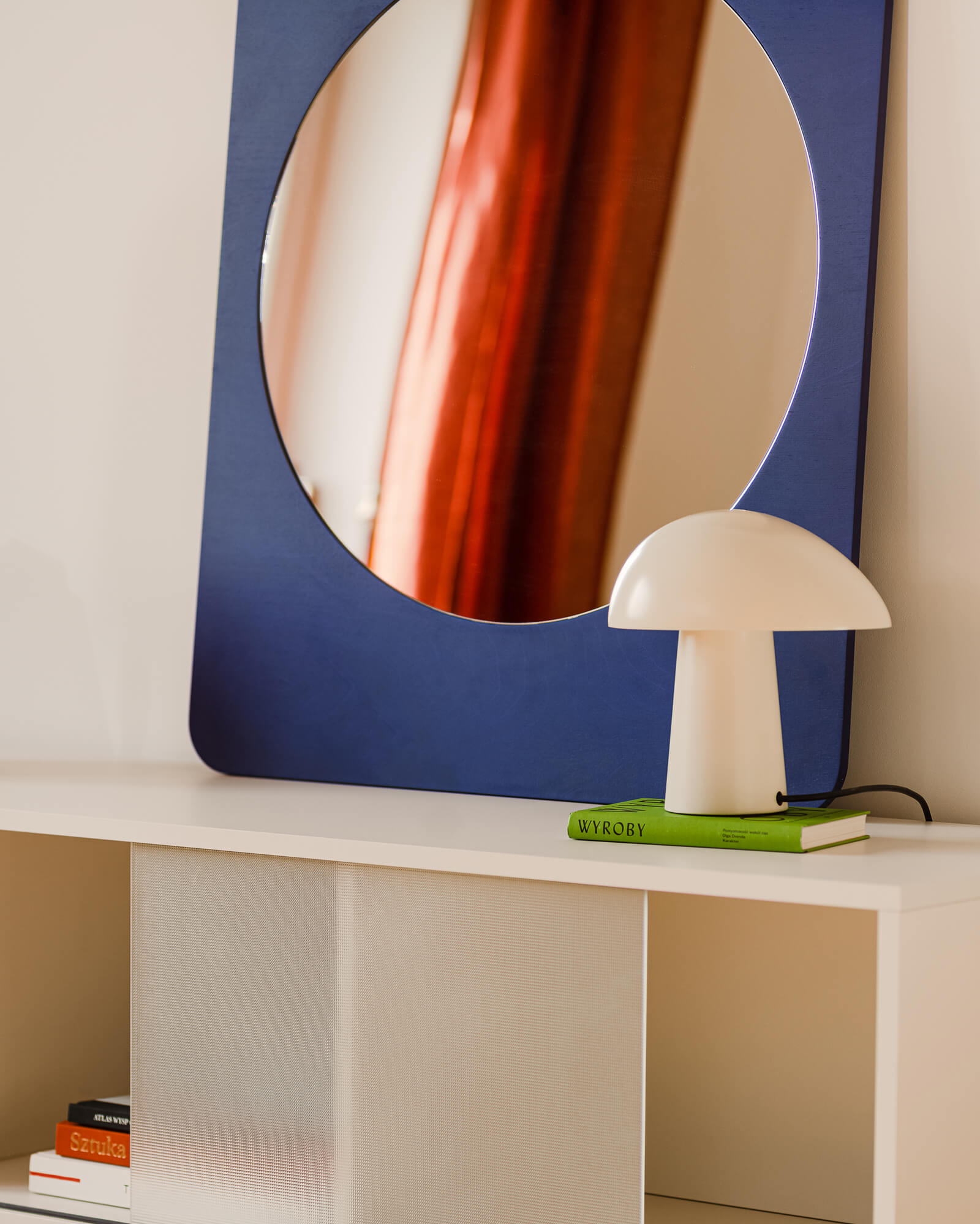 Aku Mirror