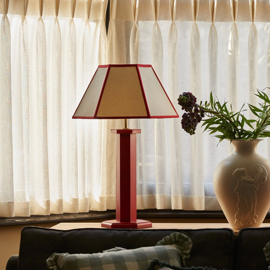 Hexagon Table Lamp - August Red (US)