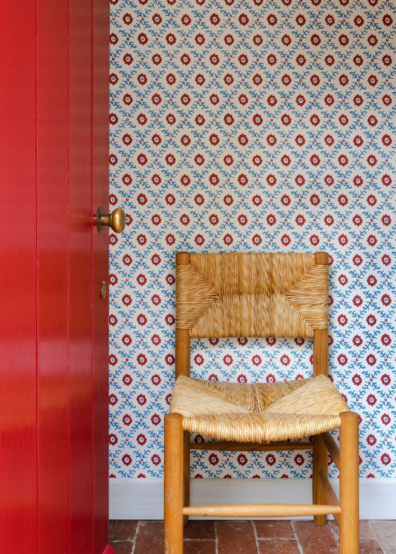 Folk Flower Wallpaper - Red / Blue