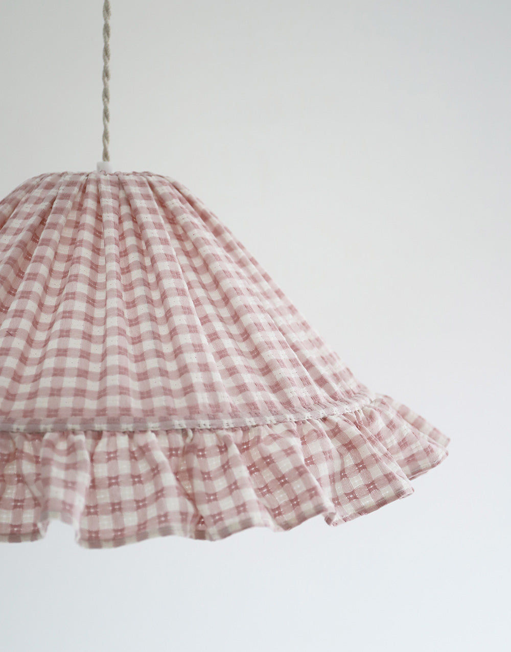 Conical Pendant Light With Ruffle Emilia “Petits Carreaux Rose”