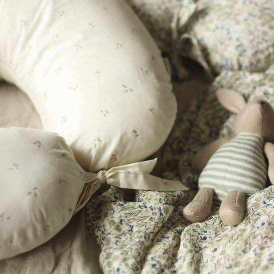 Nursing Pillow - Nettle Scatter