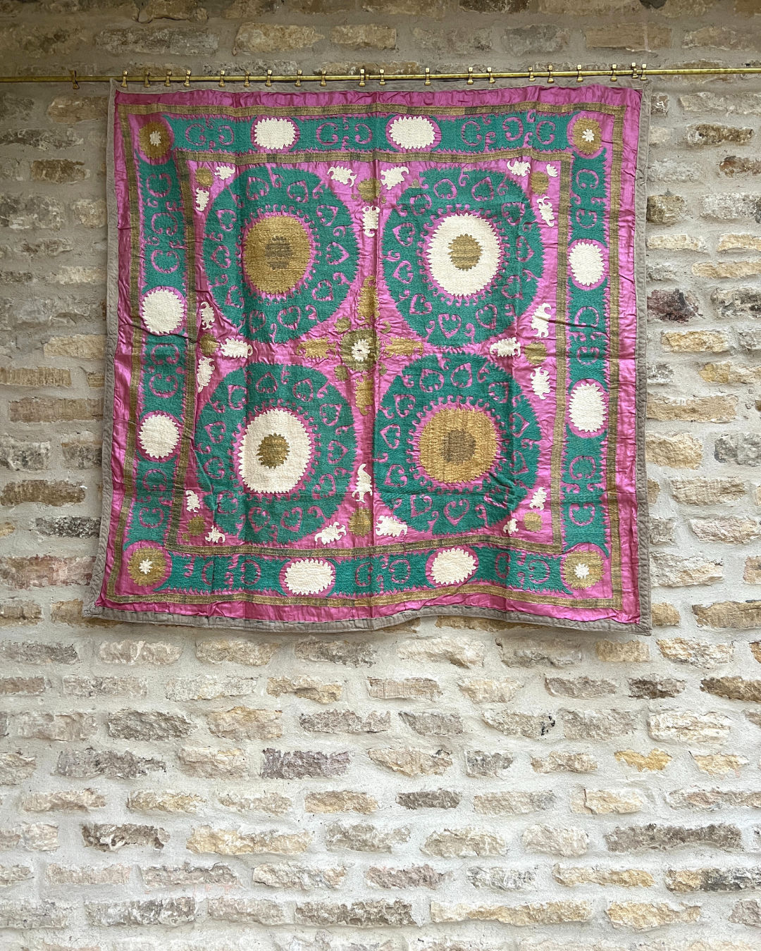 Medium Suzani 022