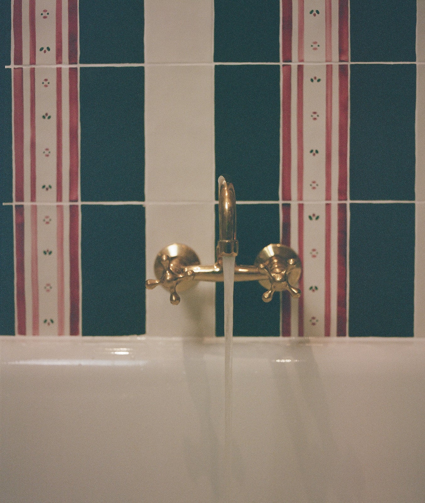 Ribbon Brick - Sample