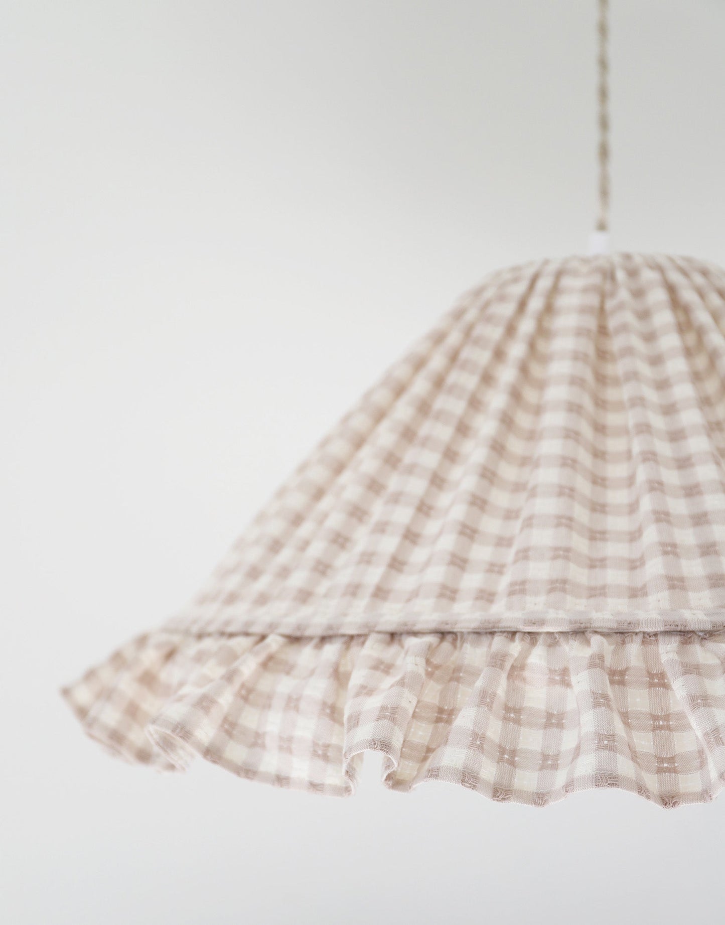 Conical Pendant Light With Ruffle Emilia “Petits Carreaux Beige”