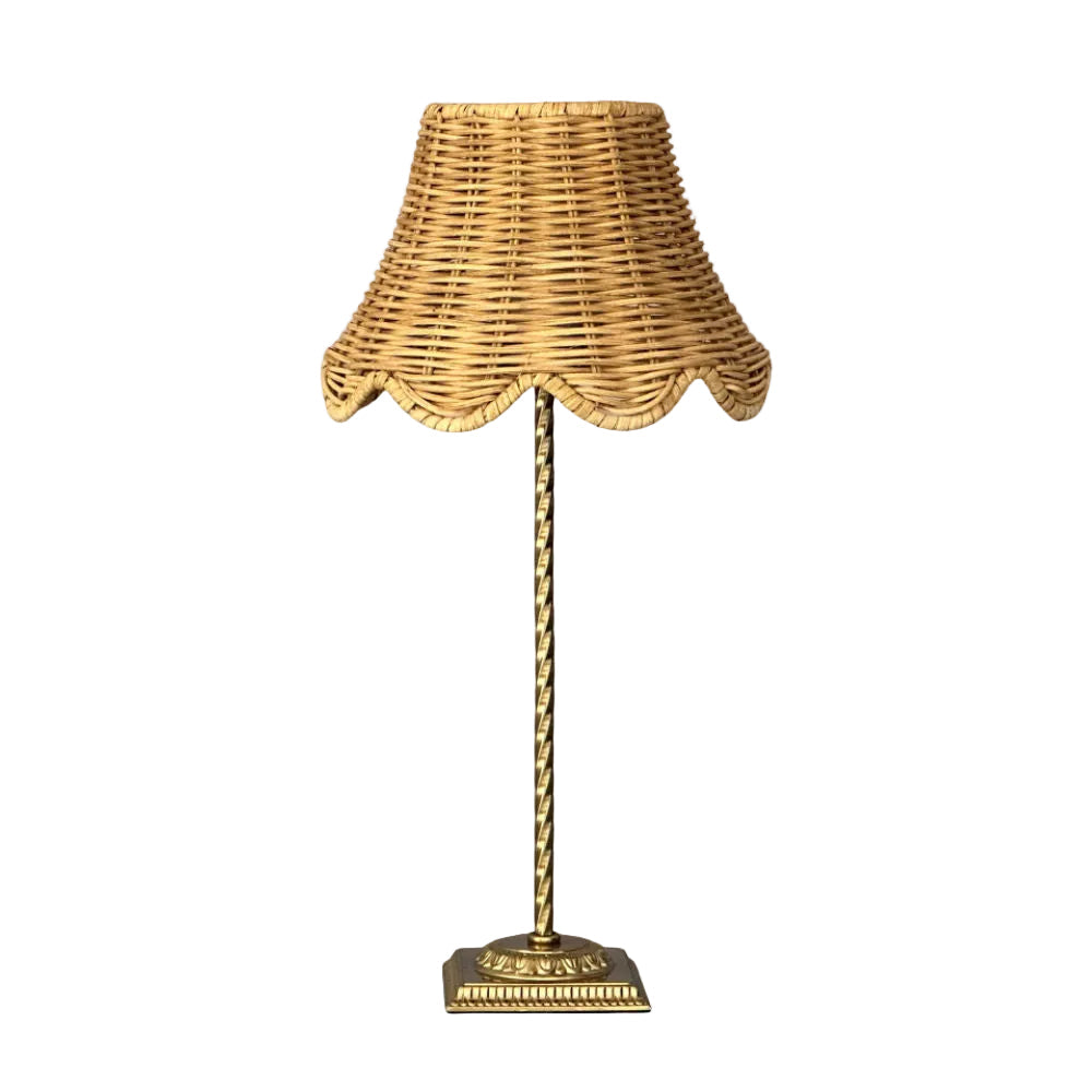 Elle Lamp Rattan Scallop