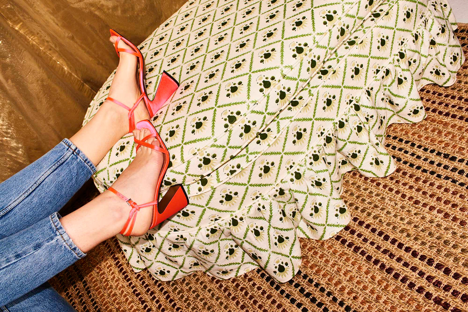 Carlotta Ottoman, Moss