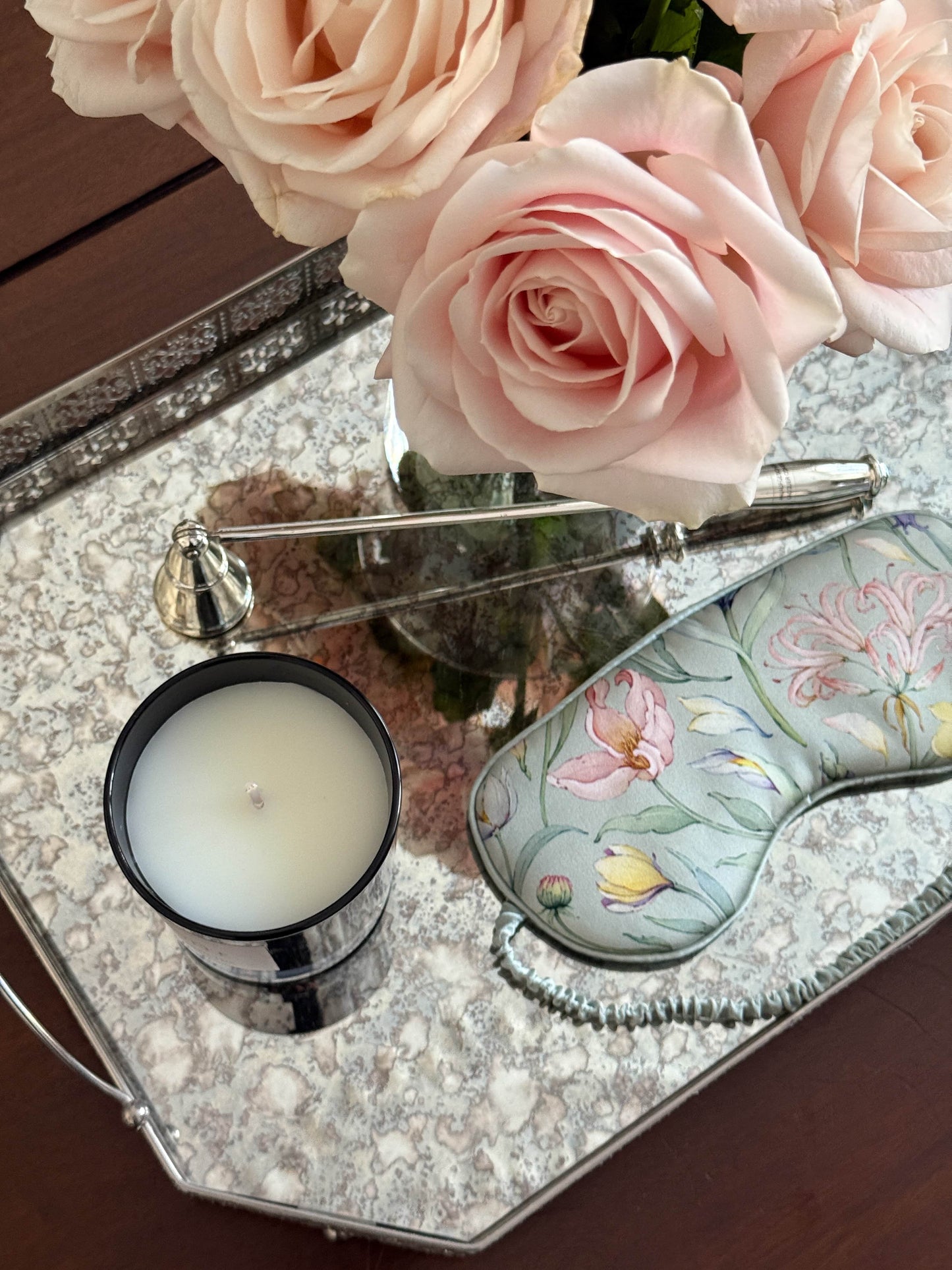 Nuit De Jasmin Candle & Silk Mask