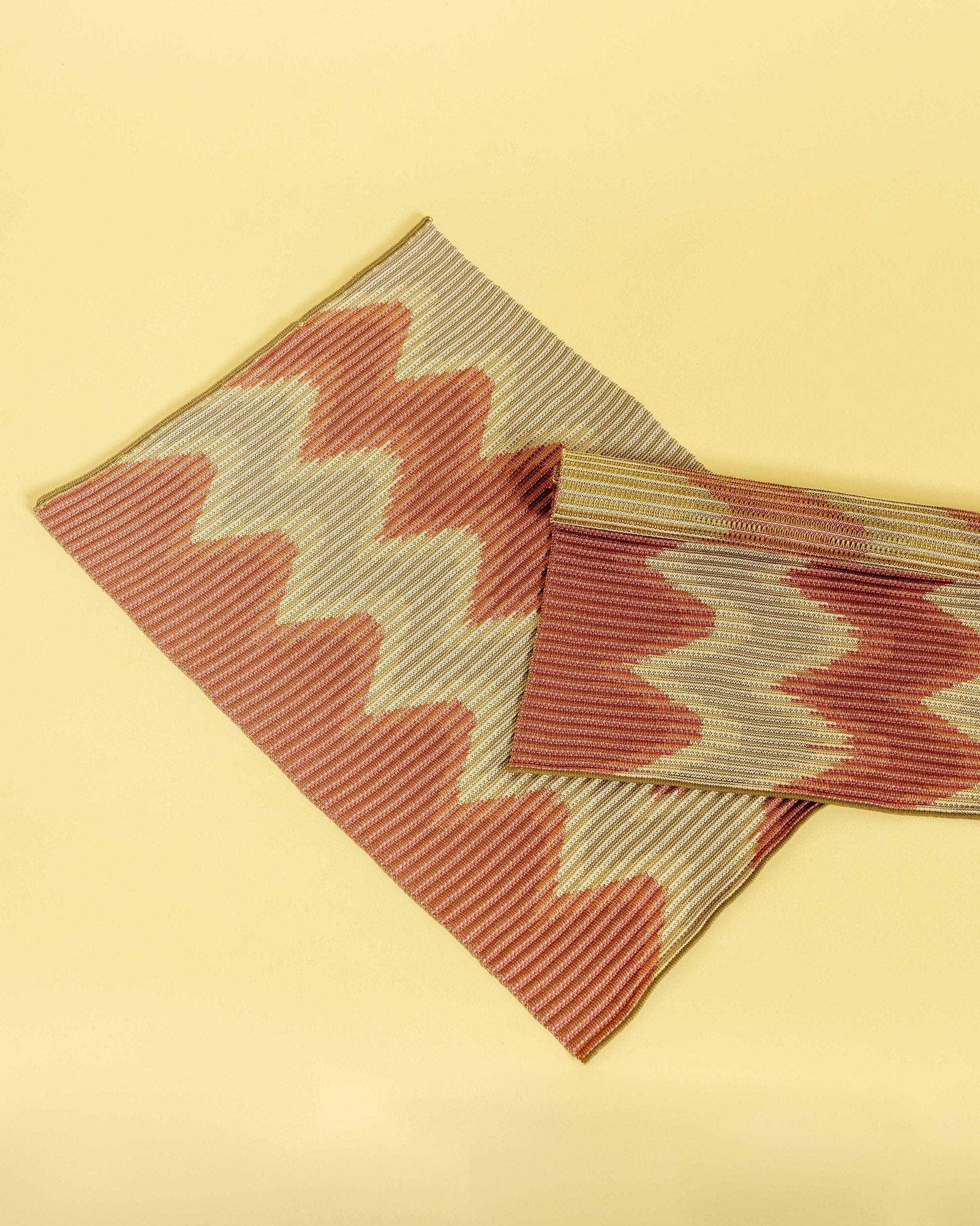 Knitted Wavy Placemat