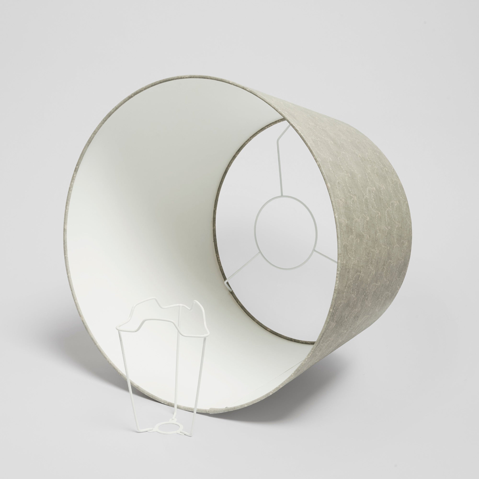 18” Empire Lampshade Pearl Chain – GRIGIO