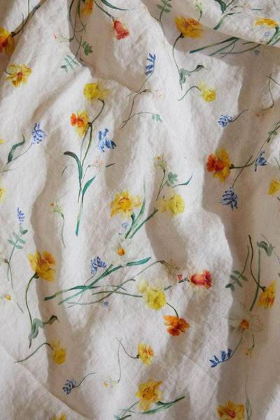 Spring Bulbs Linen Tablecloth