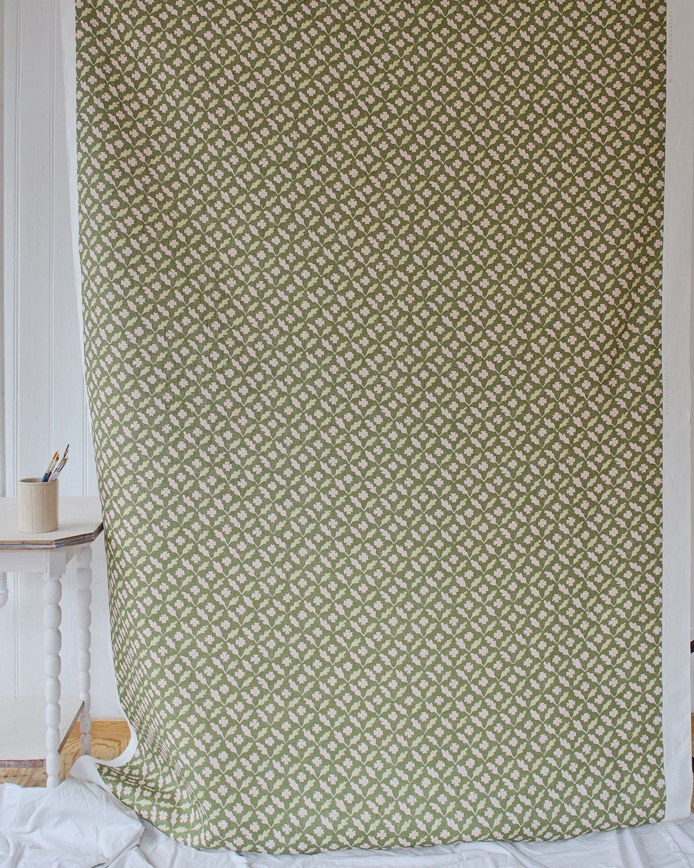Oxalis Oak Linen - Olive