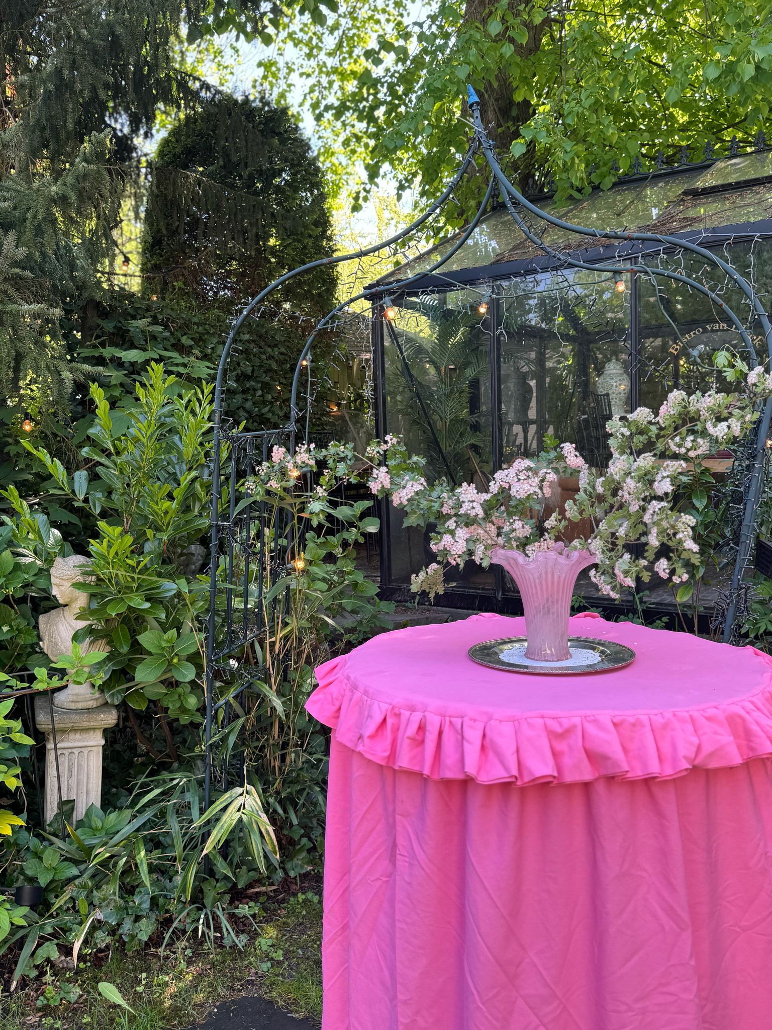 High Party Tablecloth Pink