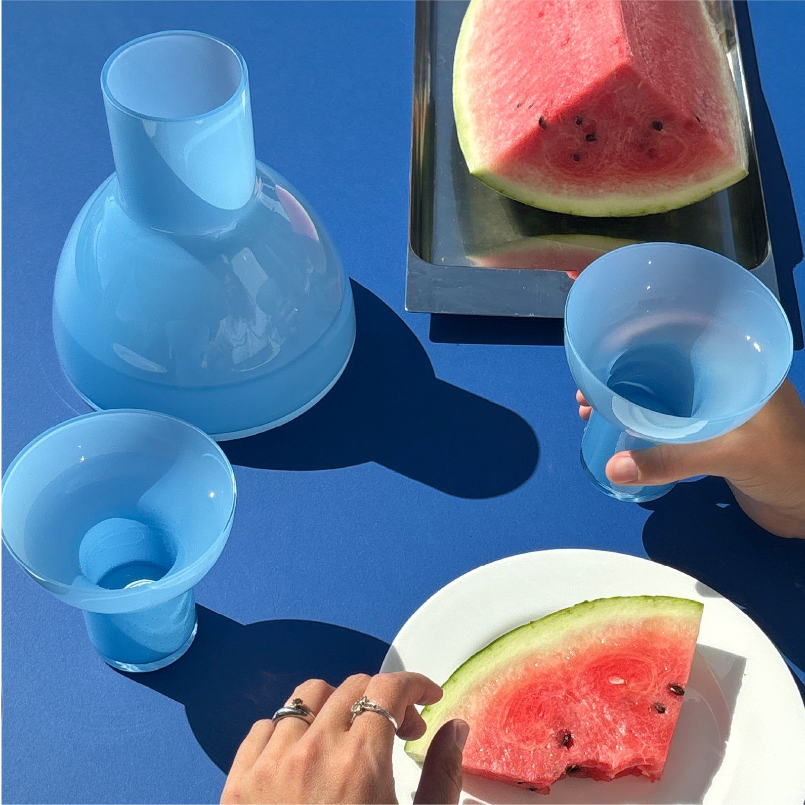 PLASH Carafe Opal Light Blue