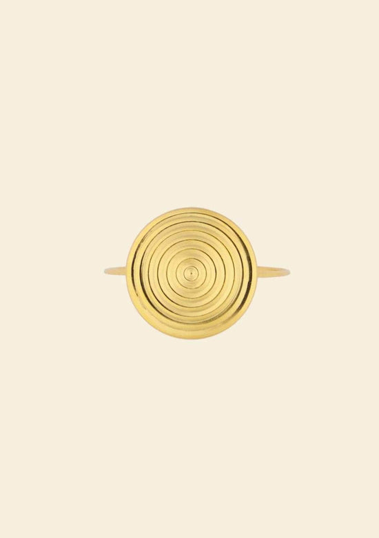 The Swirl Gold Napkin Ring