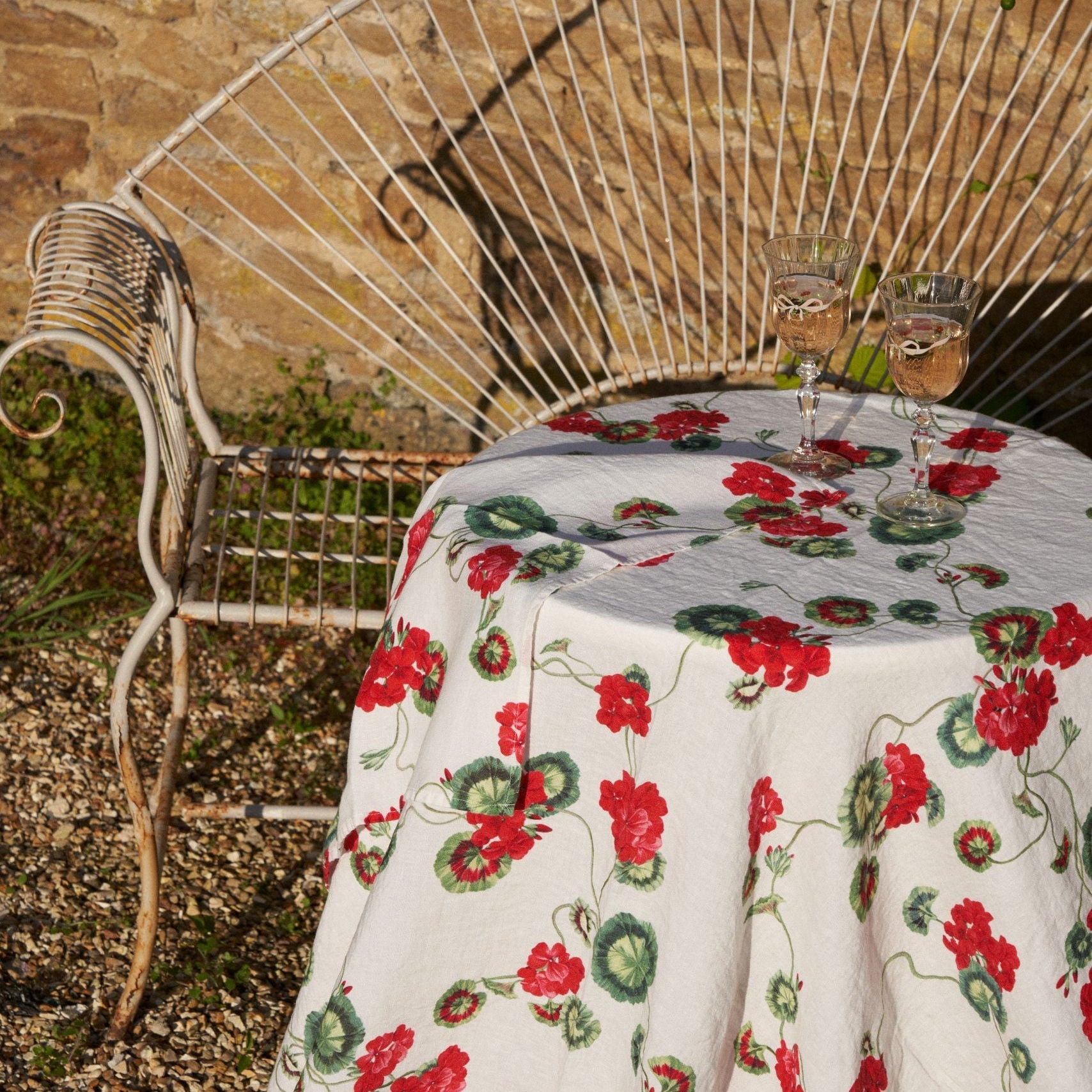 Geranium Linen Tablecloth