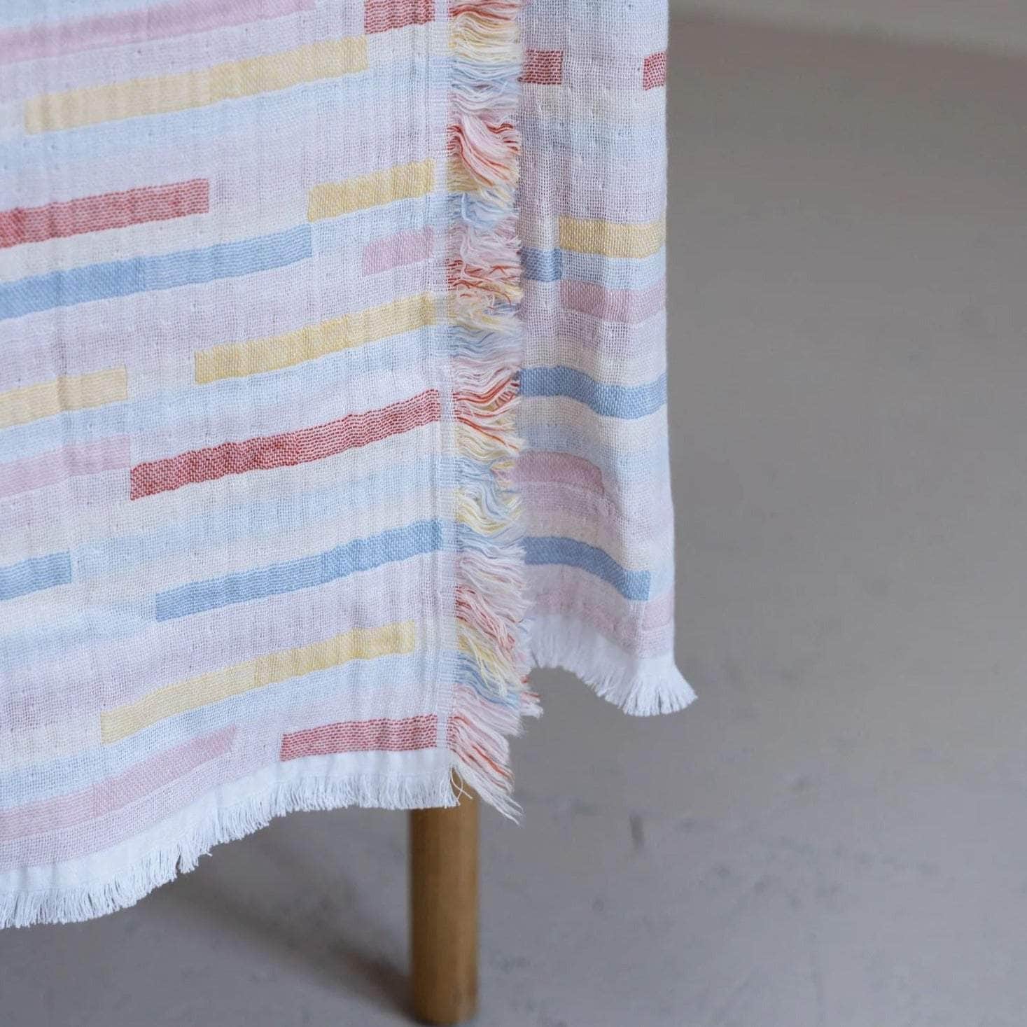 Connect Throw A - Pink / Multi