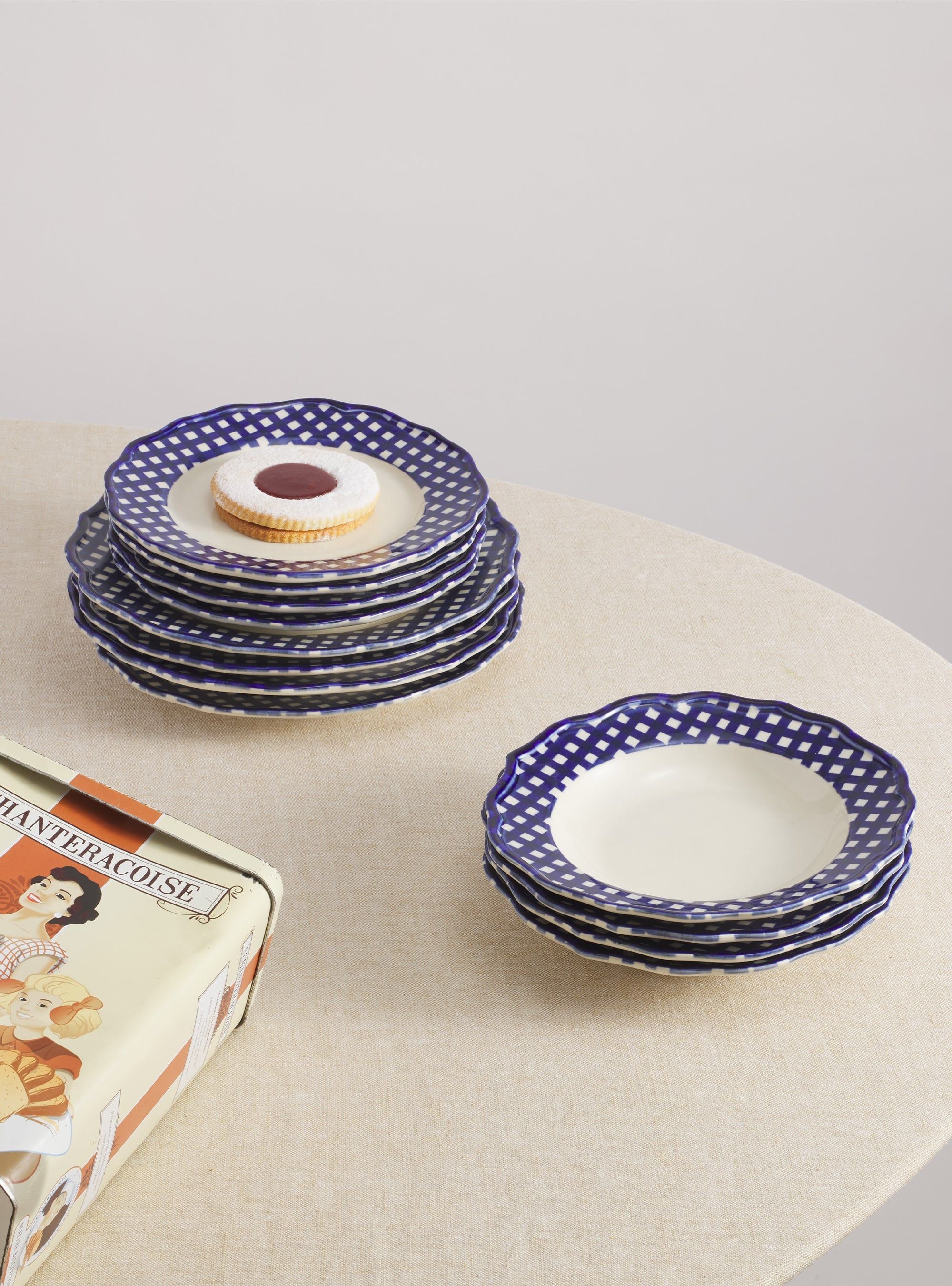 Beatrix 12 Piece Set with Pasta Bowl