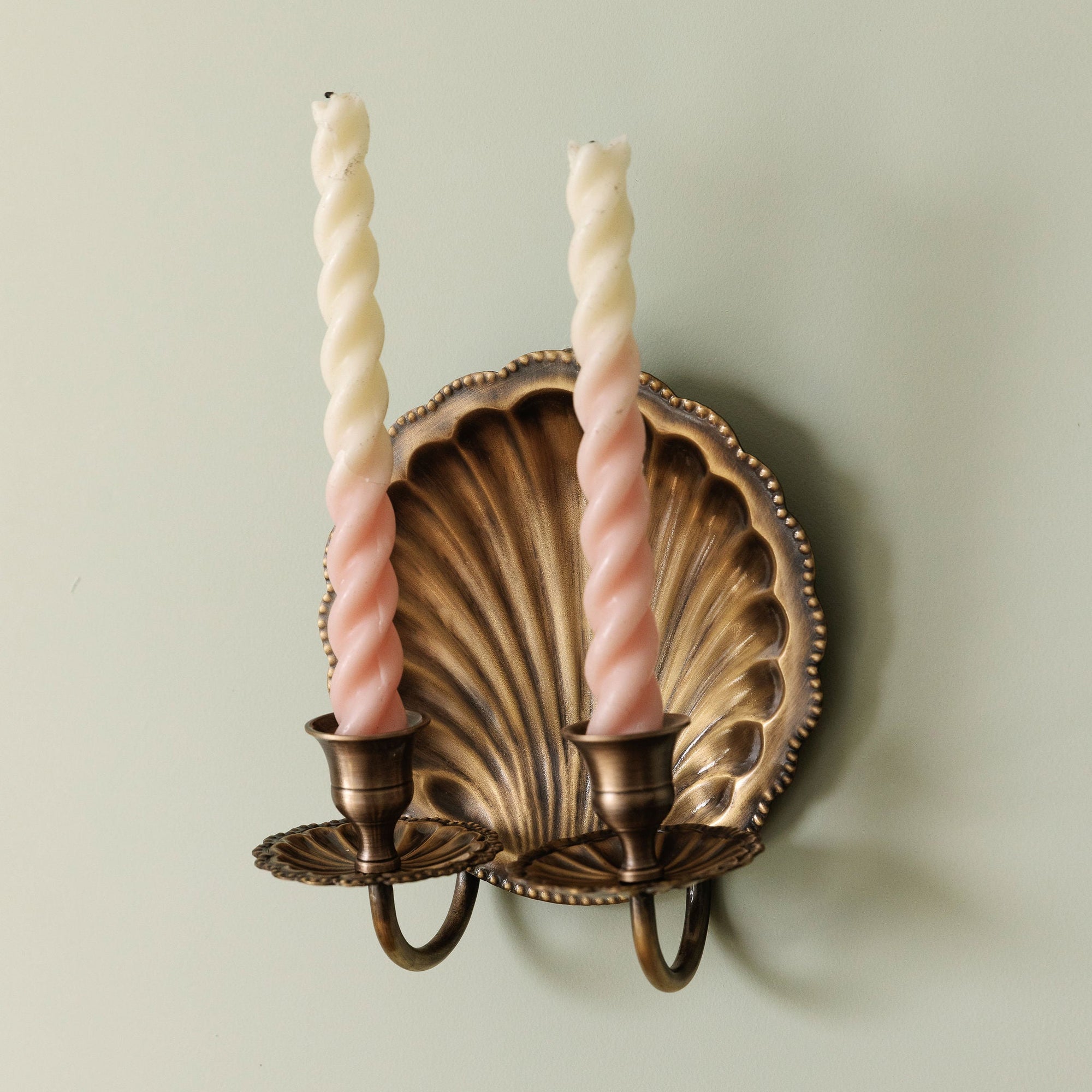 Shell Brass Wall Sconce Double (Antique)