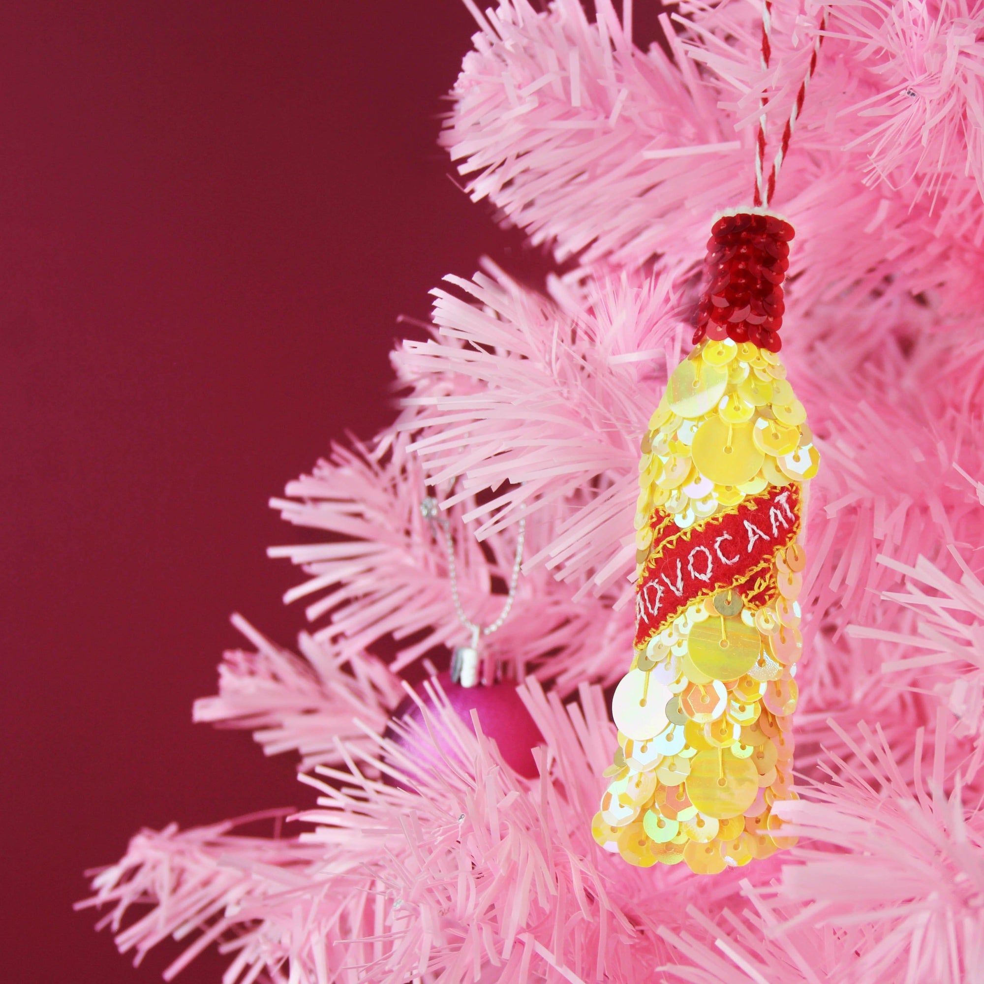 Everlasting Eggnog Advocaat Sequin Hanging Ornament