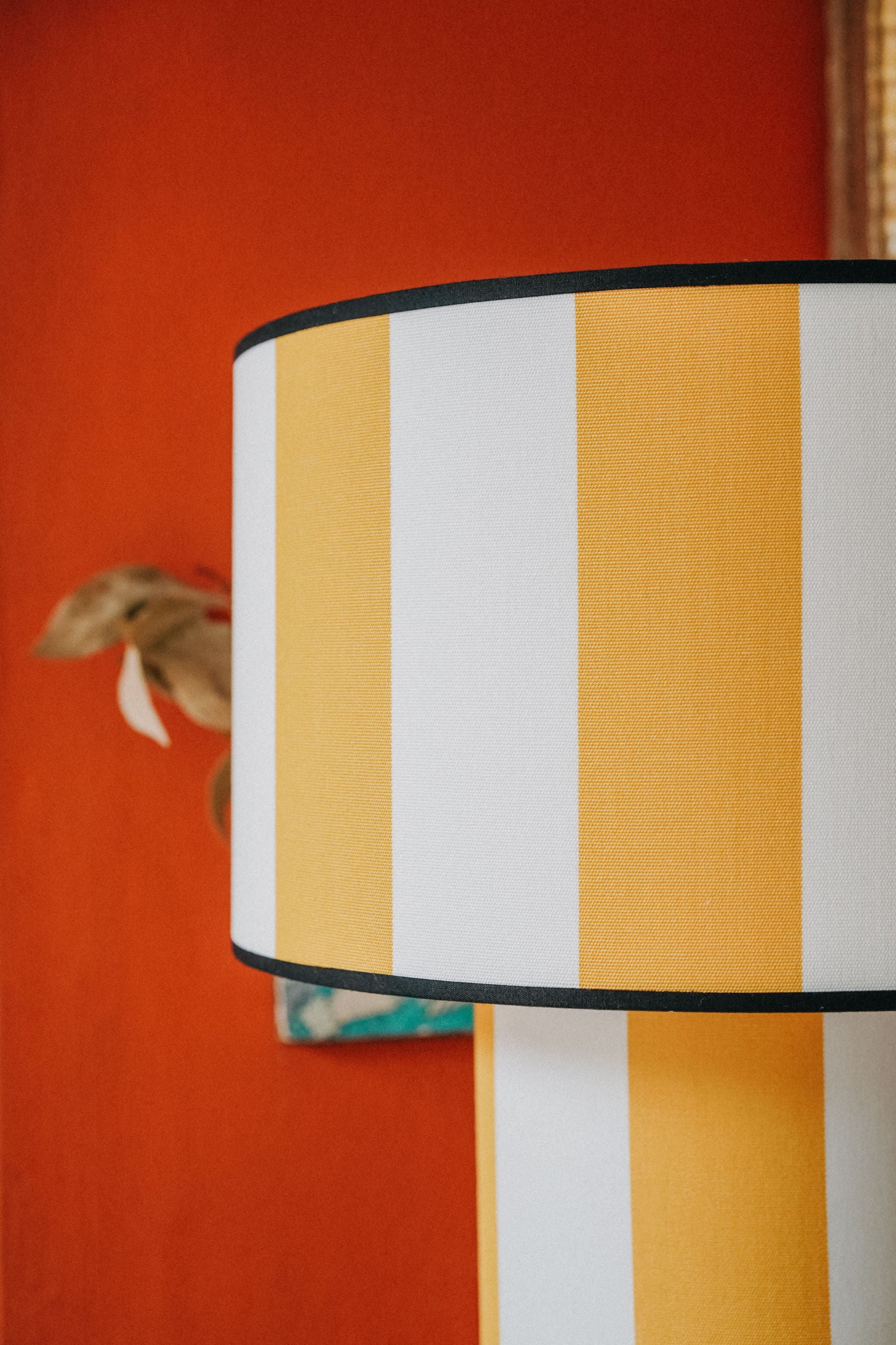OCTAVEO - Yellow and White Striped Deckchair Table Lamp