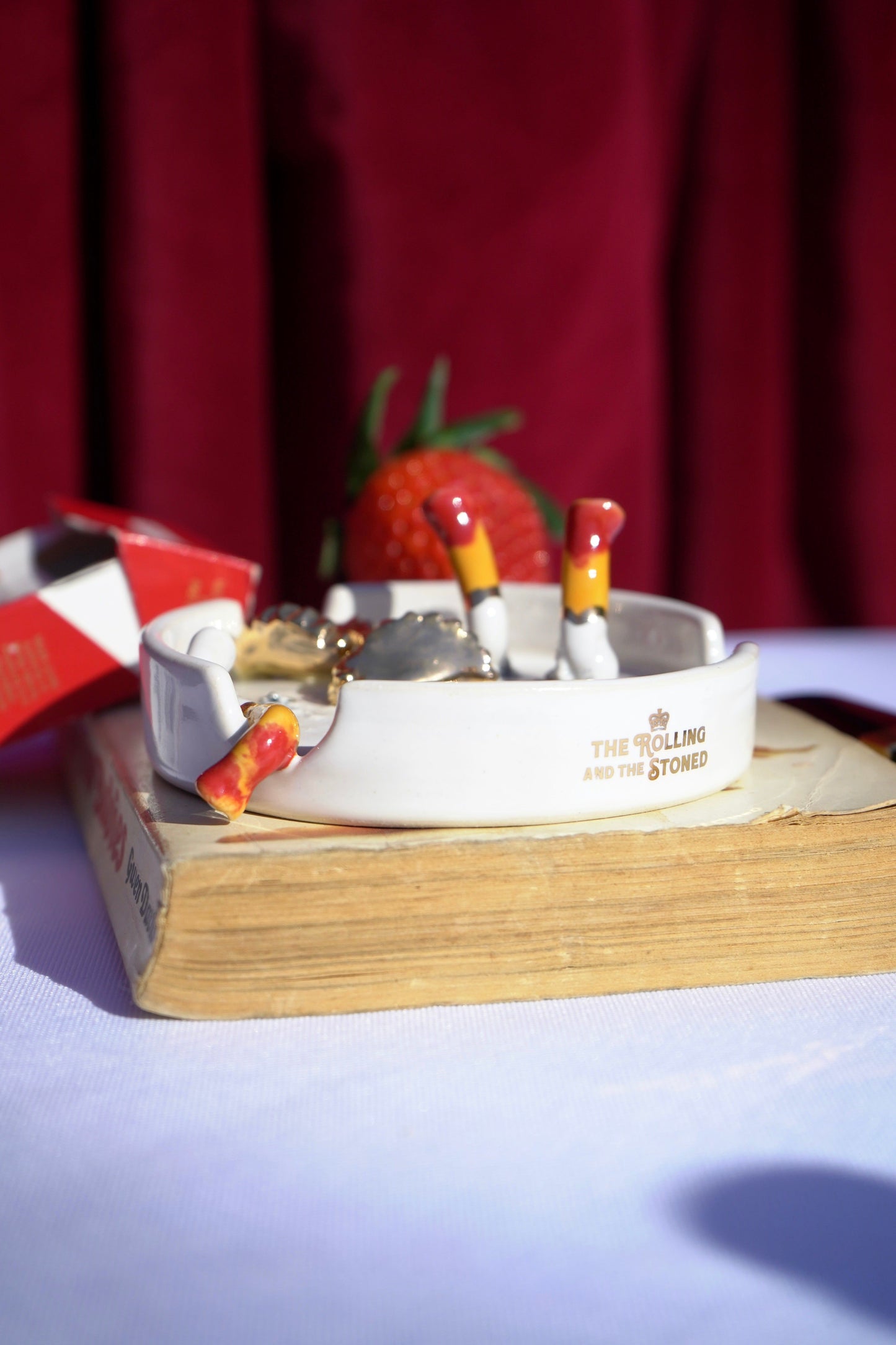 Beere & Kisses Ashtray