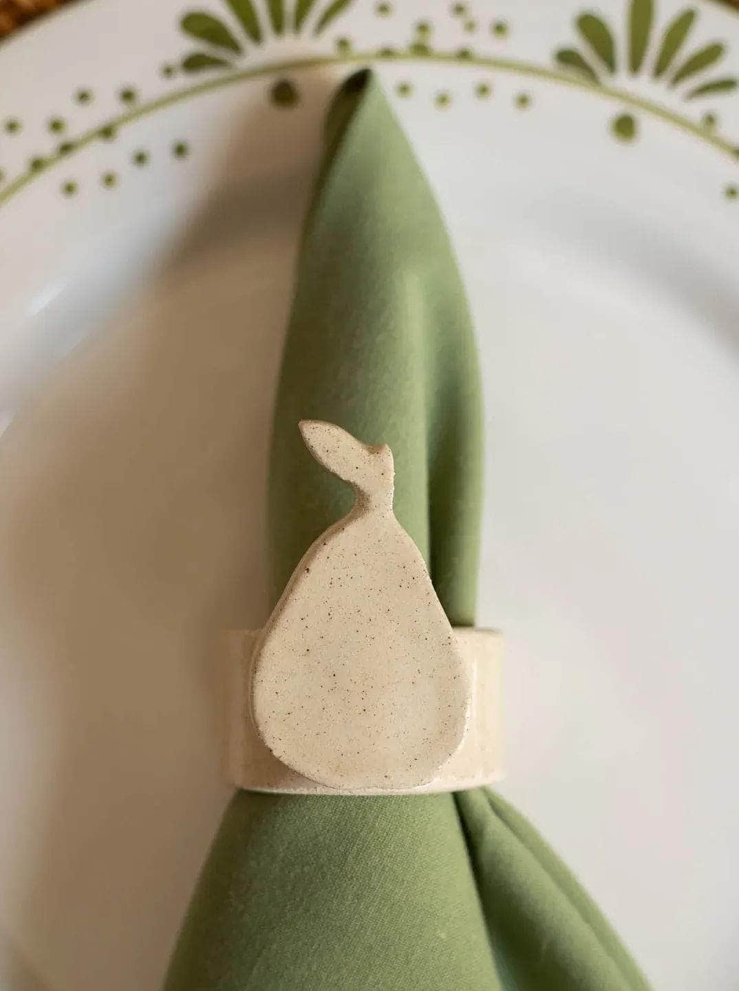 Pera (Pear) Ceramic Napkin Ring - Set of 2