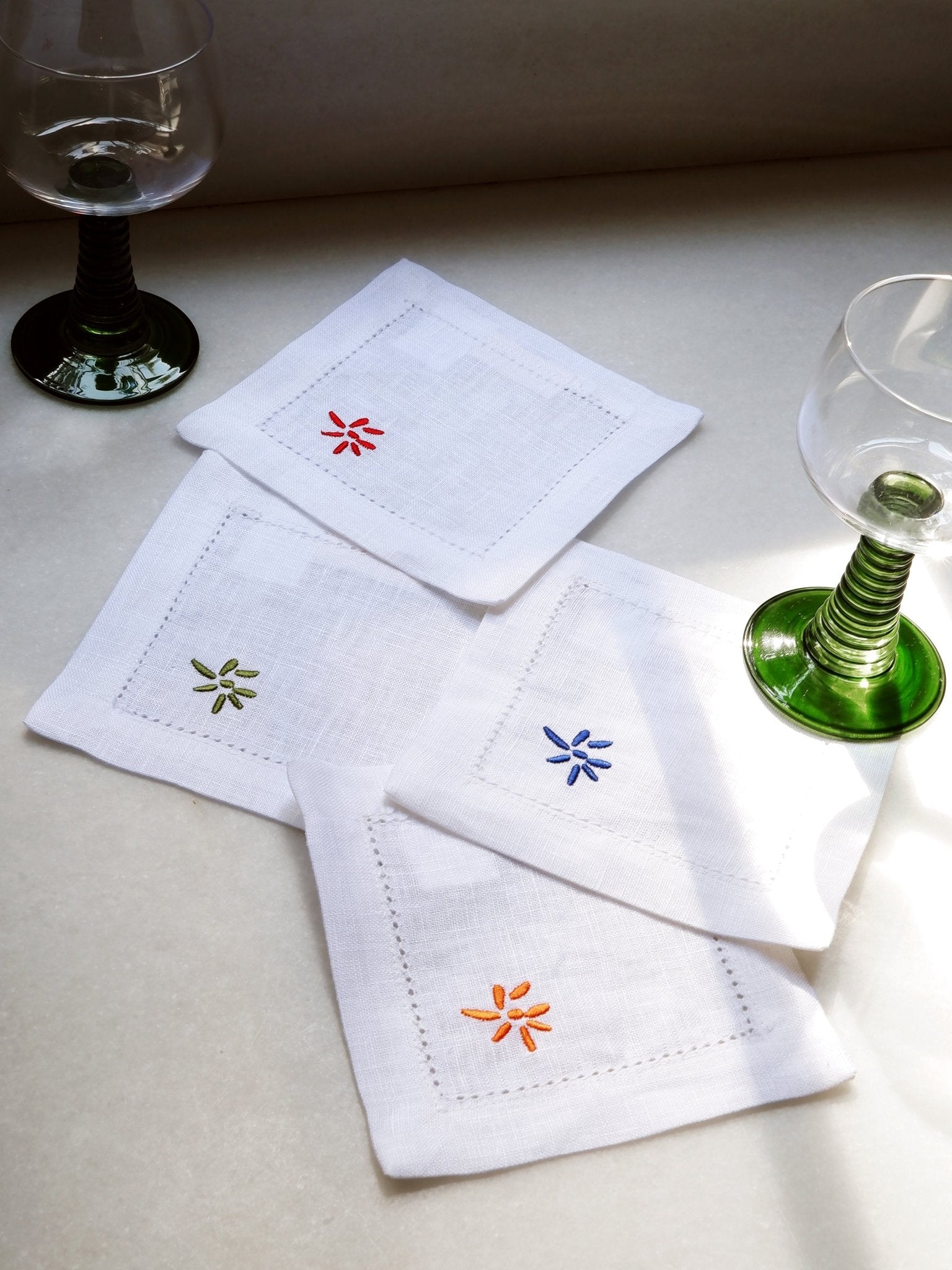 Embroidered Cocktail Napkin (Pack of 4)