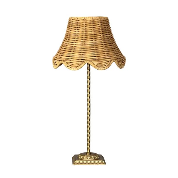 Elle Lamp Rattan Scallop