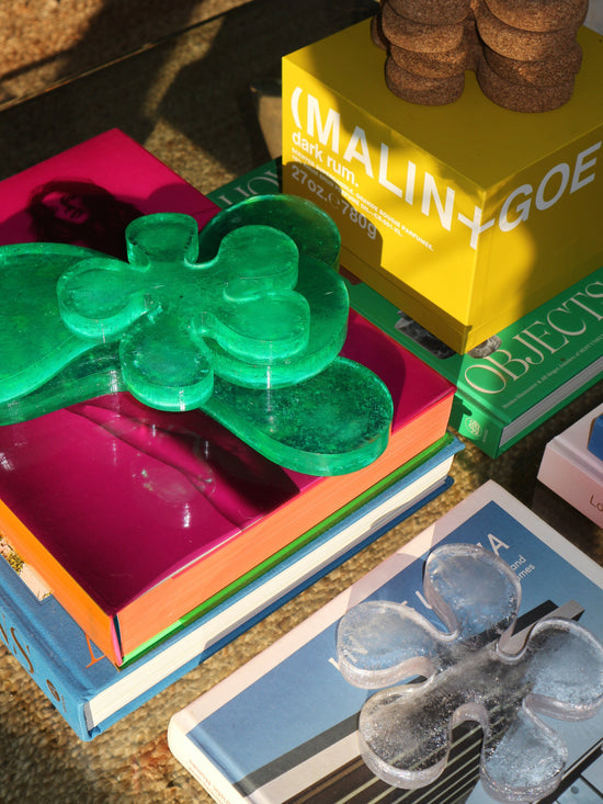 Fleur Objet in Green Recycled Plastic