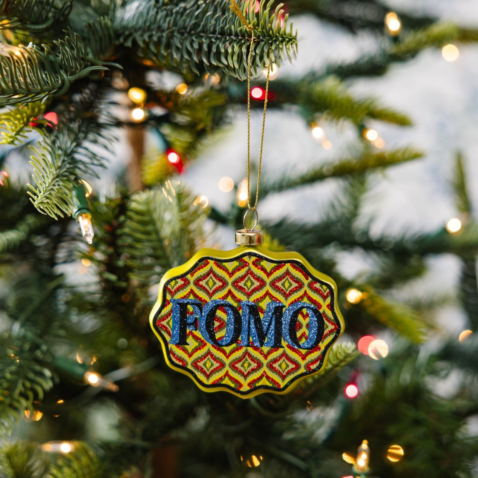 Scallop Ornament - FOMO