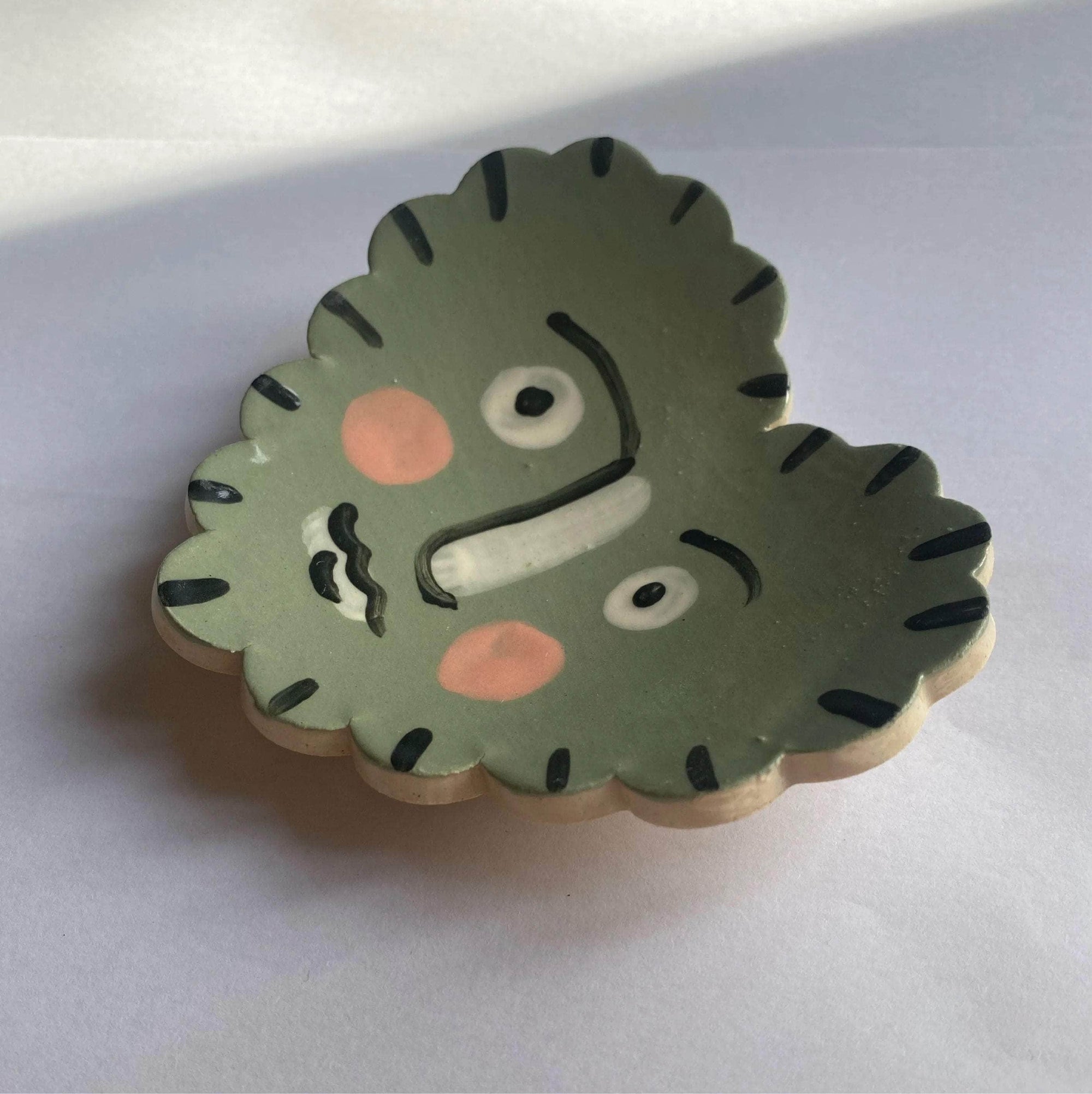 Isolation Face Heart Trinket Dish in Green