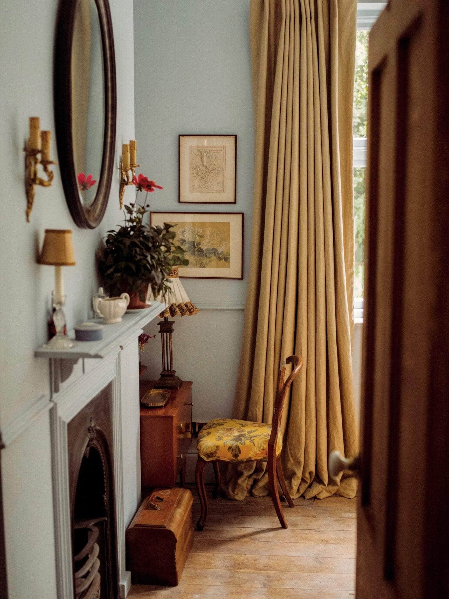 Hanbury Linen - Lute