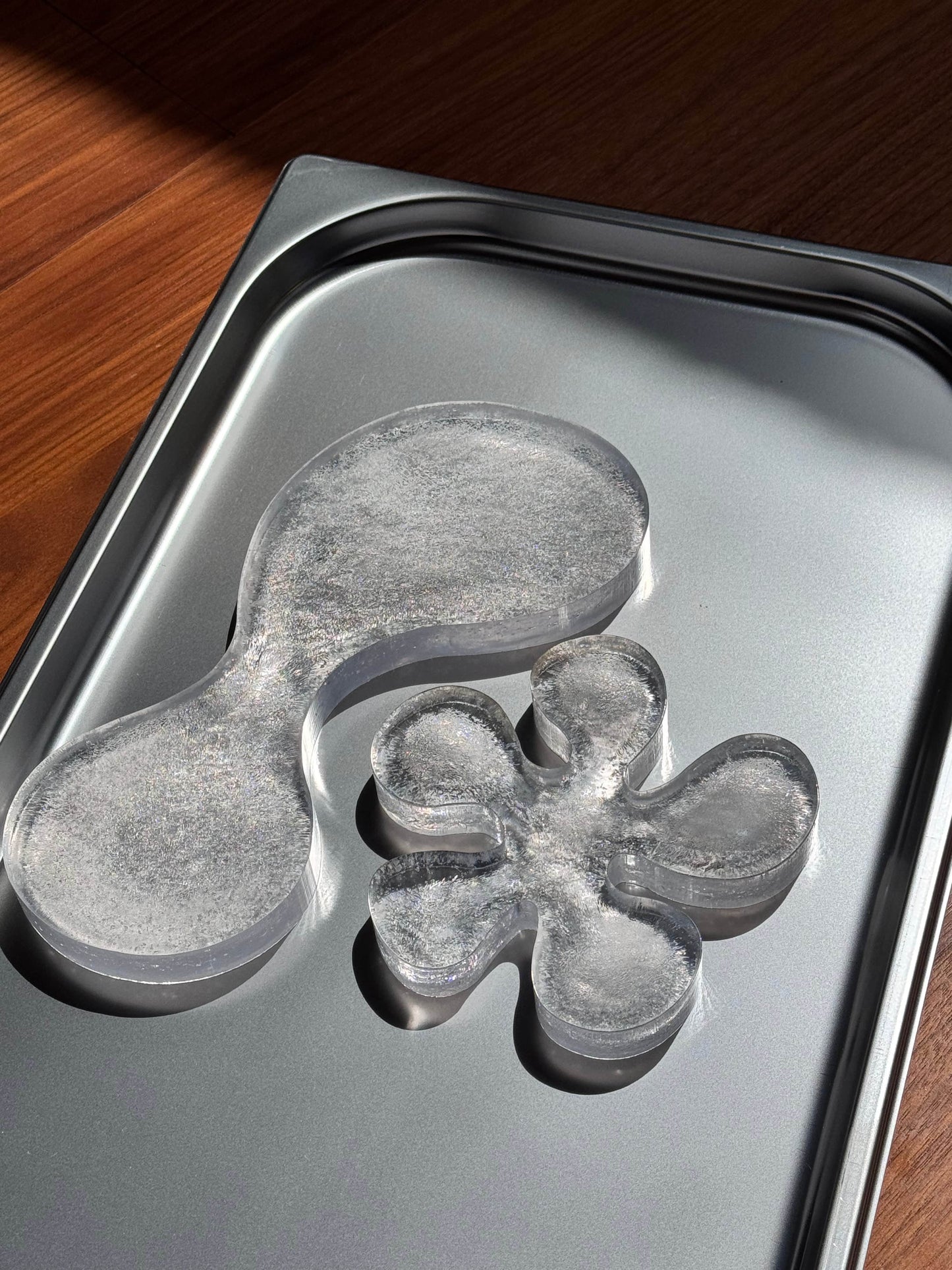 Fleur Objet in Clear Recycled Plastic