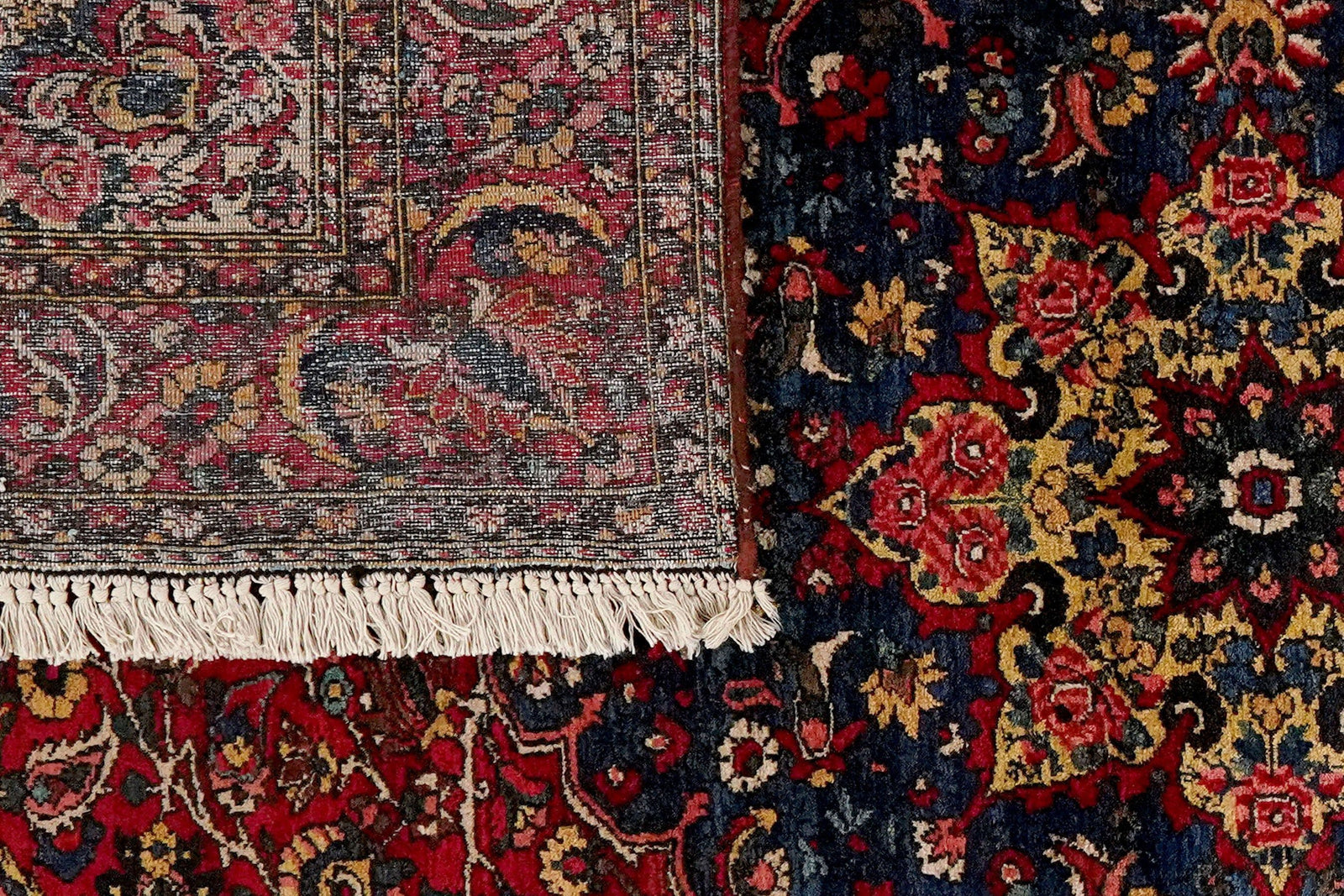 Bakhtiar Carpet