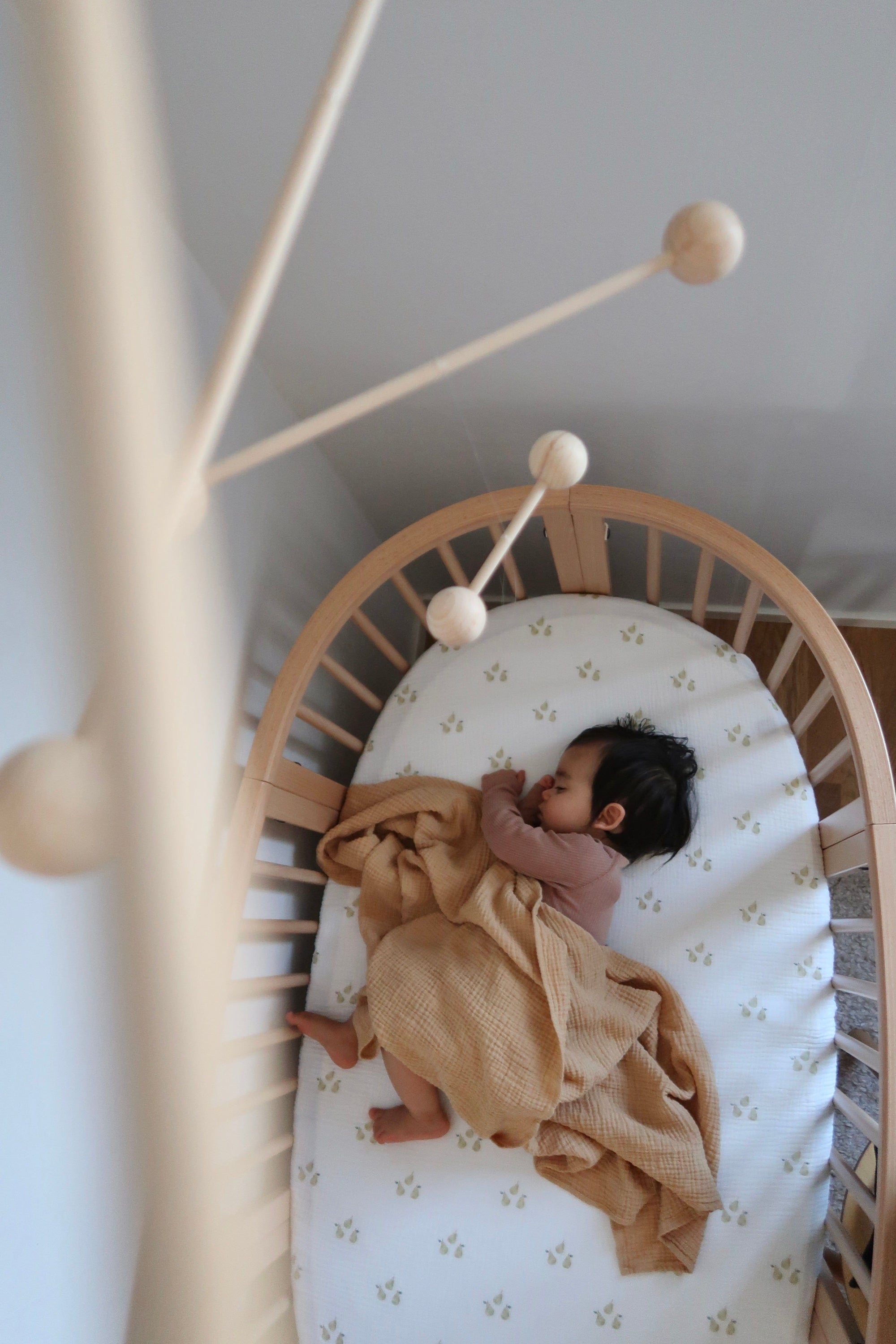 Soft Crib Sheet – Pear