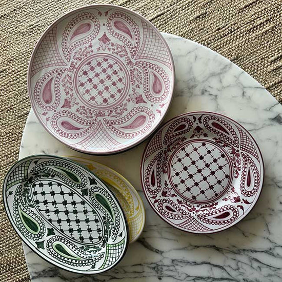 Large Round Pink Bandana Plate