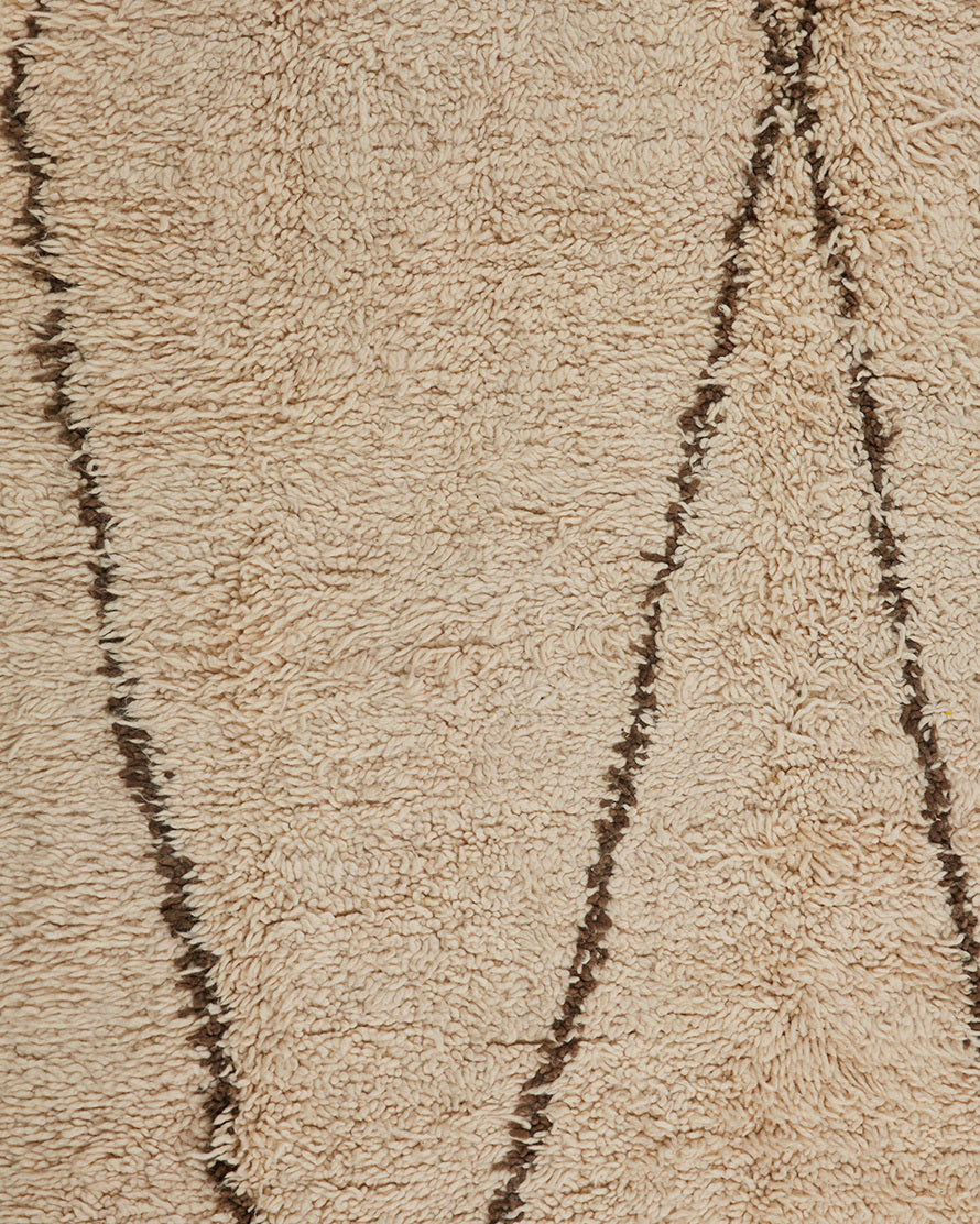 No. R0003 Vintage Beni Ourain Rug