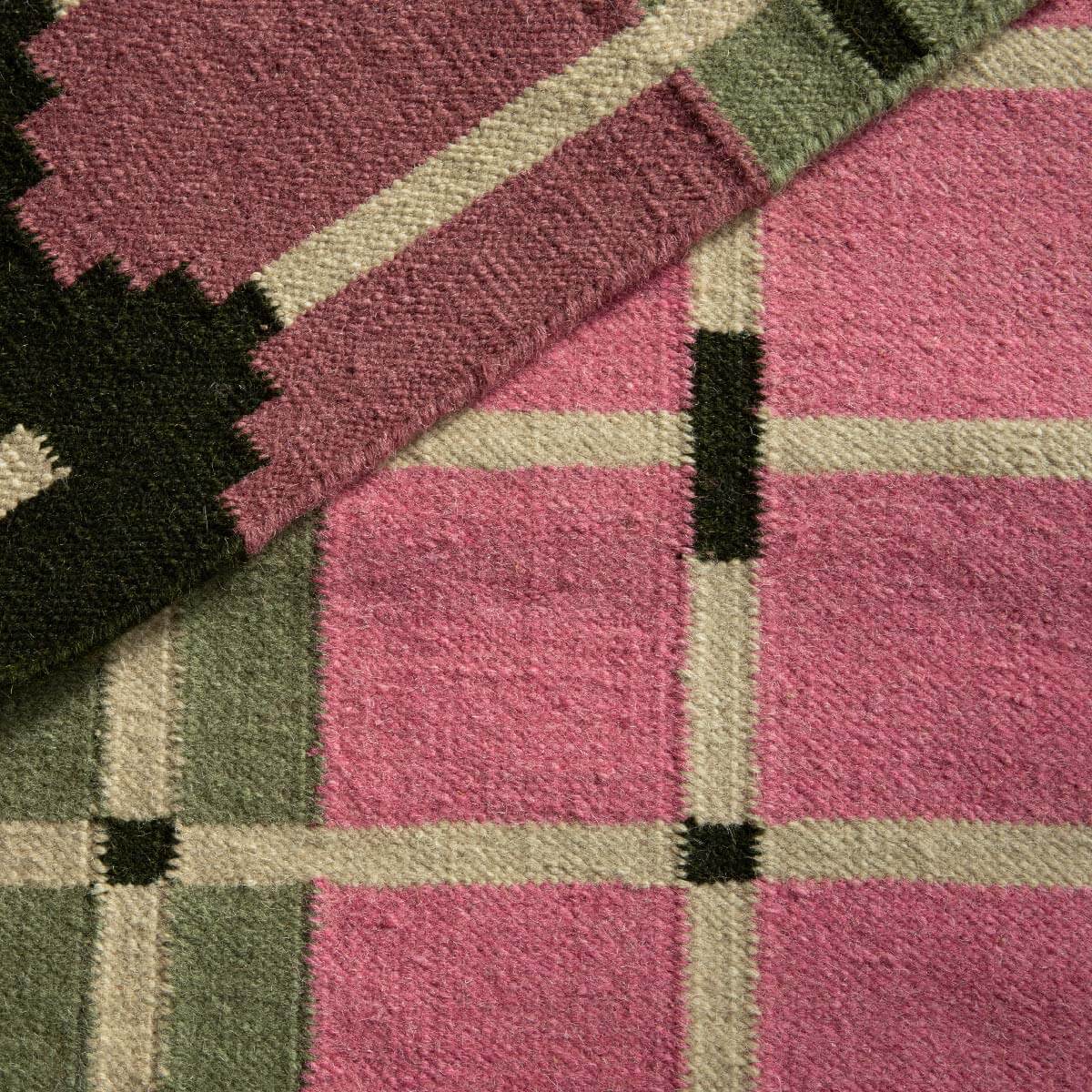 Corbie Flatweave Rug - Pink Azalea-