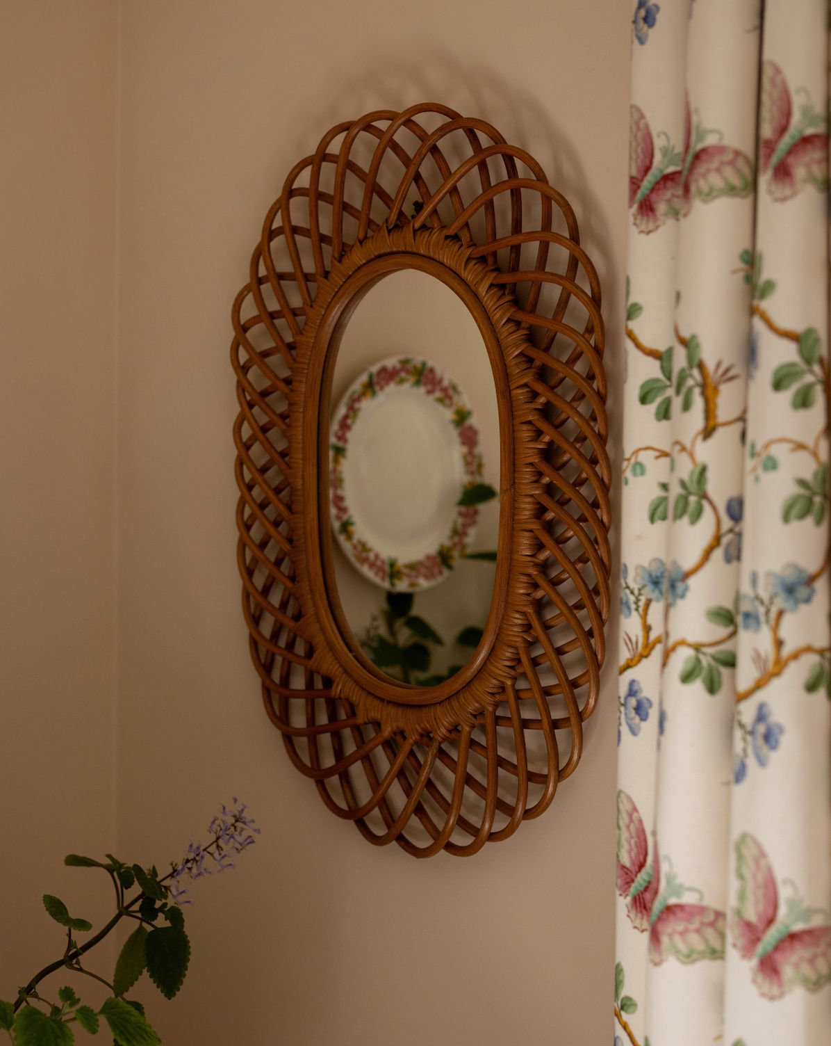 Oval Mirror