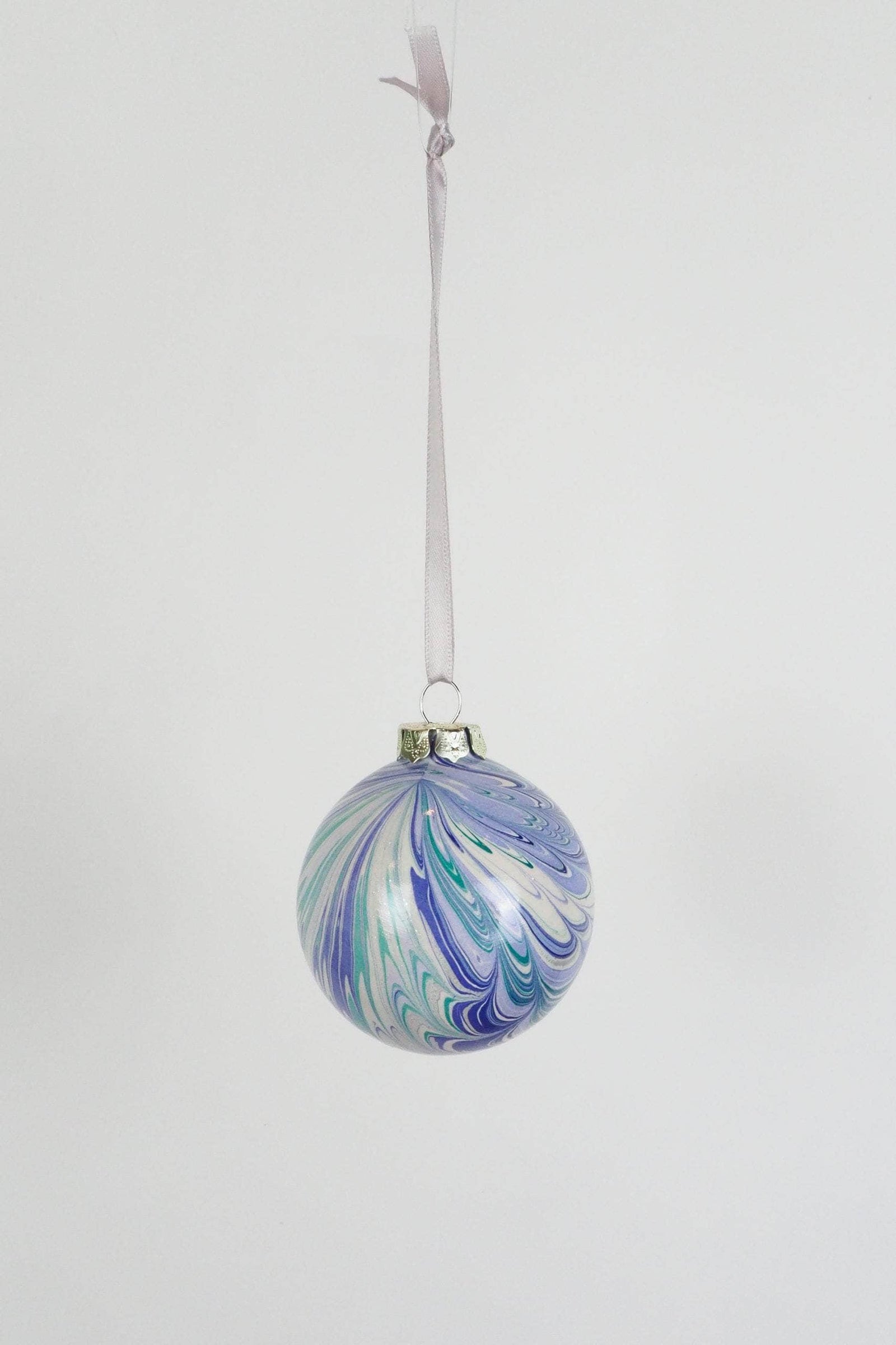 Medium Glacier Marbled Bauble
