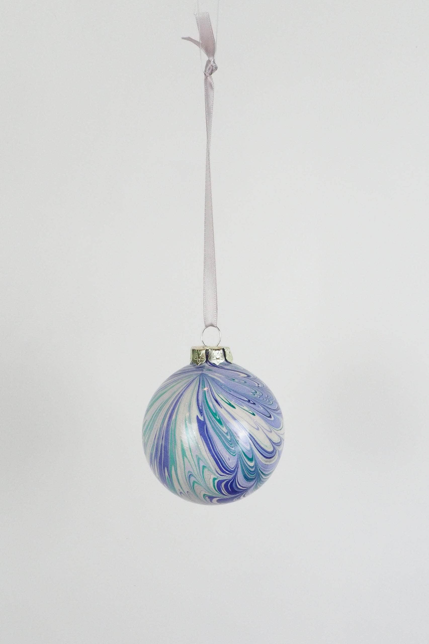 Medium Glacier Marbled Bauble