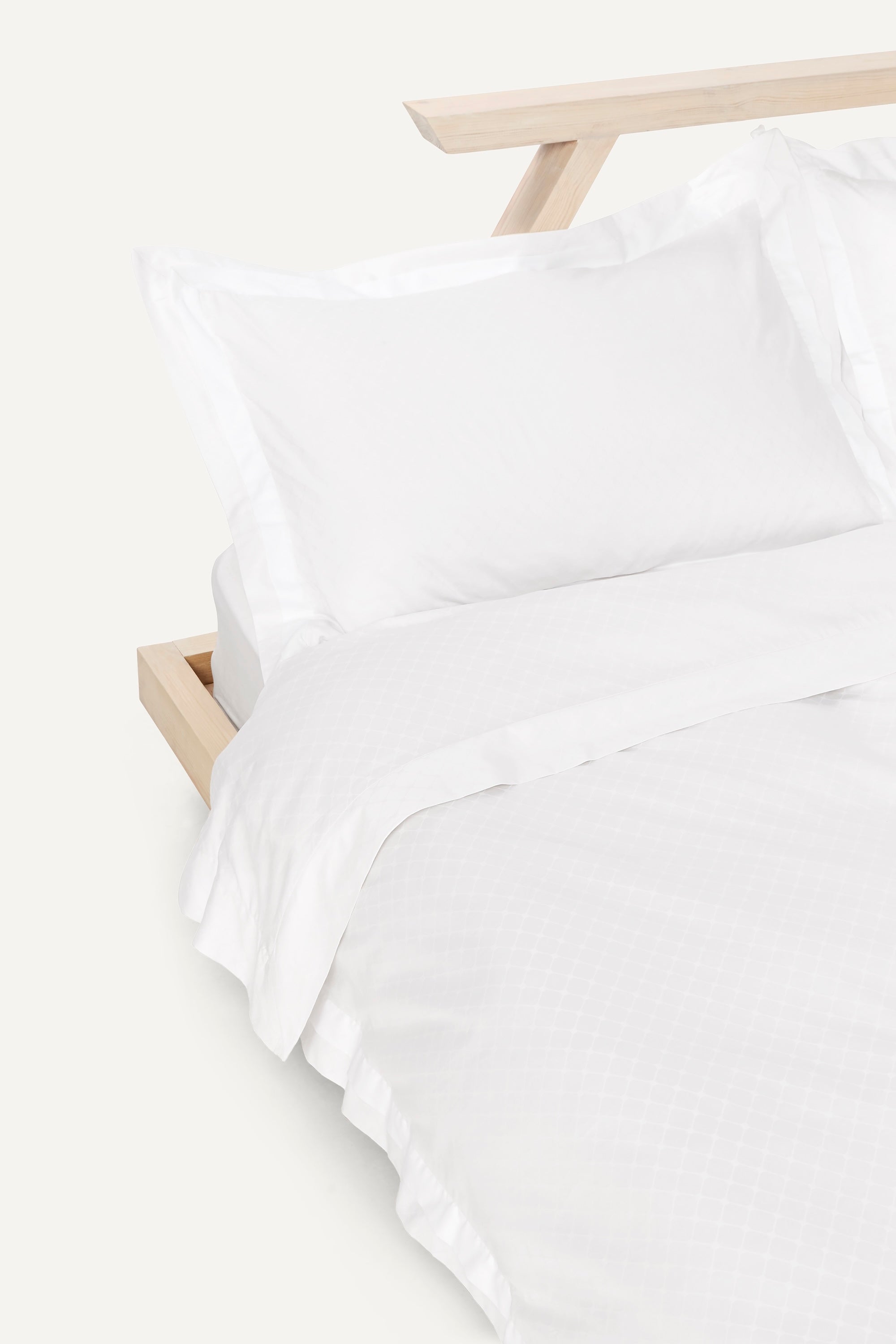 Jacquard Organic Cotton Duvet Cover - Classic White