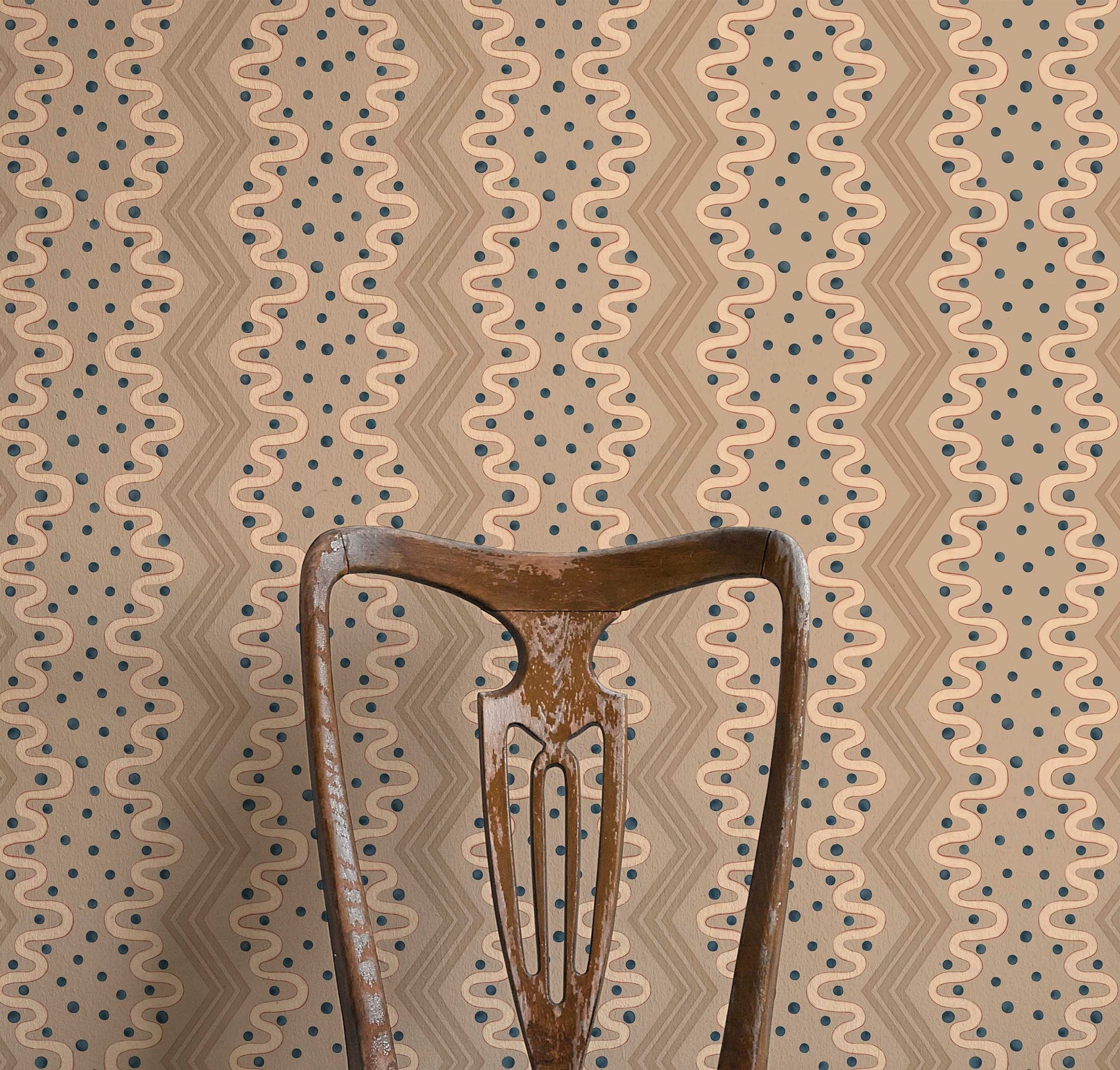 Madame Ziggle Wallpaper - Oat