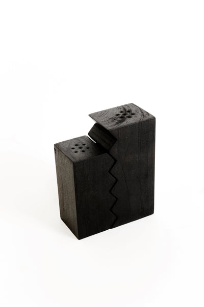 HOF Nido Salt and Pepper Shakers