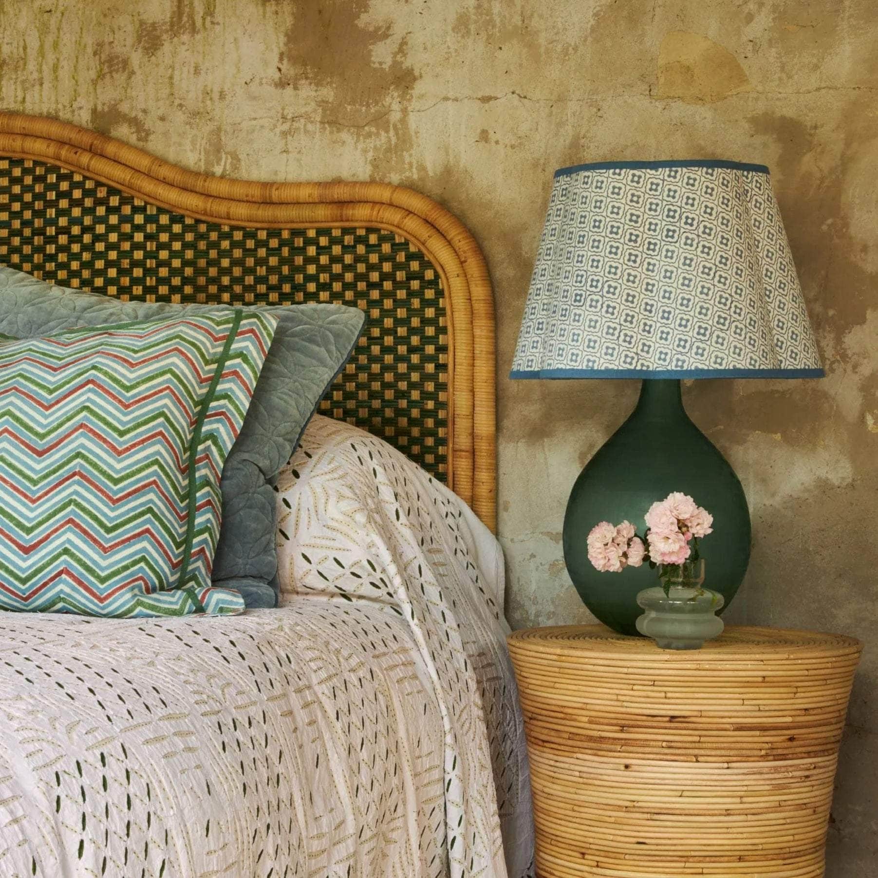 Scalloped Finestra Lampshade - Blue